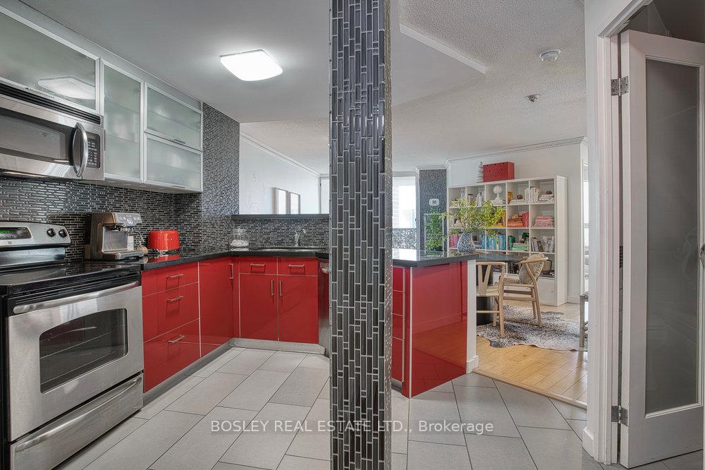 Photo 2 of Unit 1923, 77 Maitland Place, Toronto, Cabbagetown-South St. James Town — HOMEH