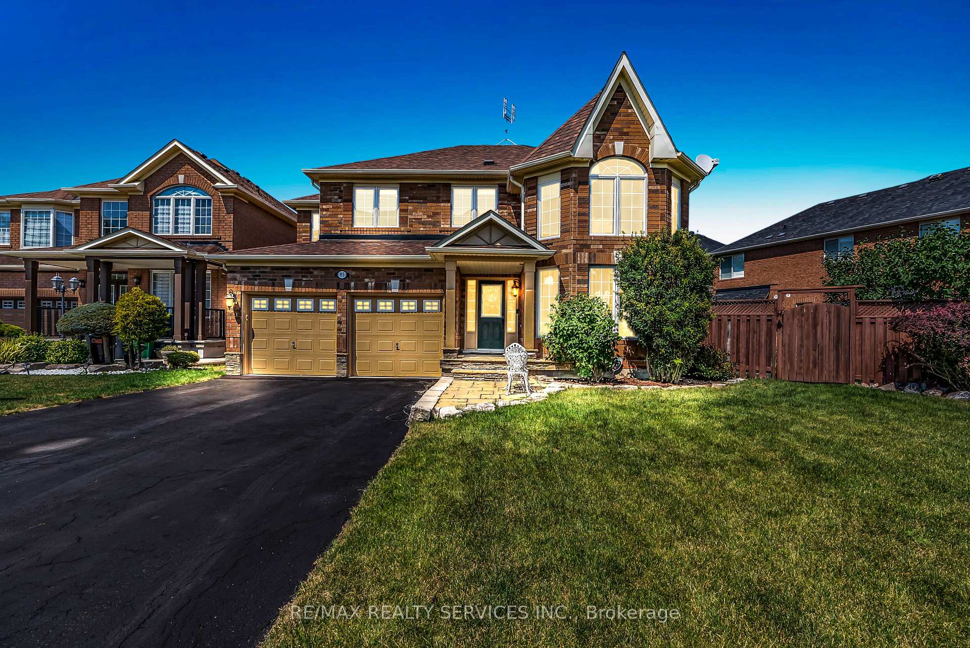 Photo 1 of 86 Whitwell Drive, Brampton, Vales of Castlemore North — HOMEH