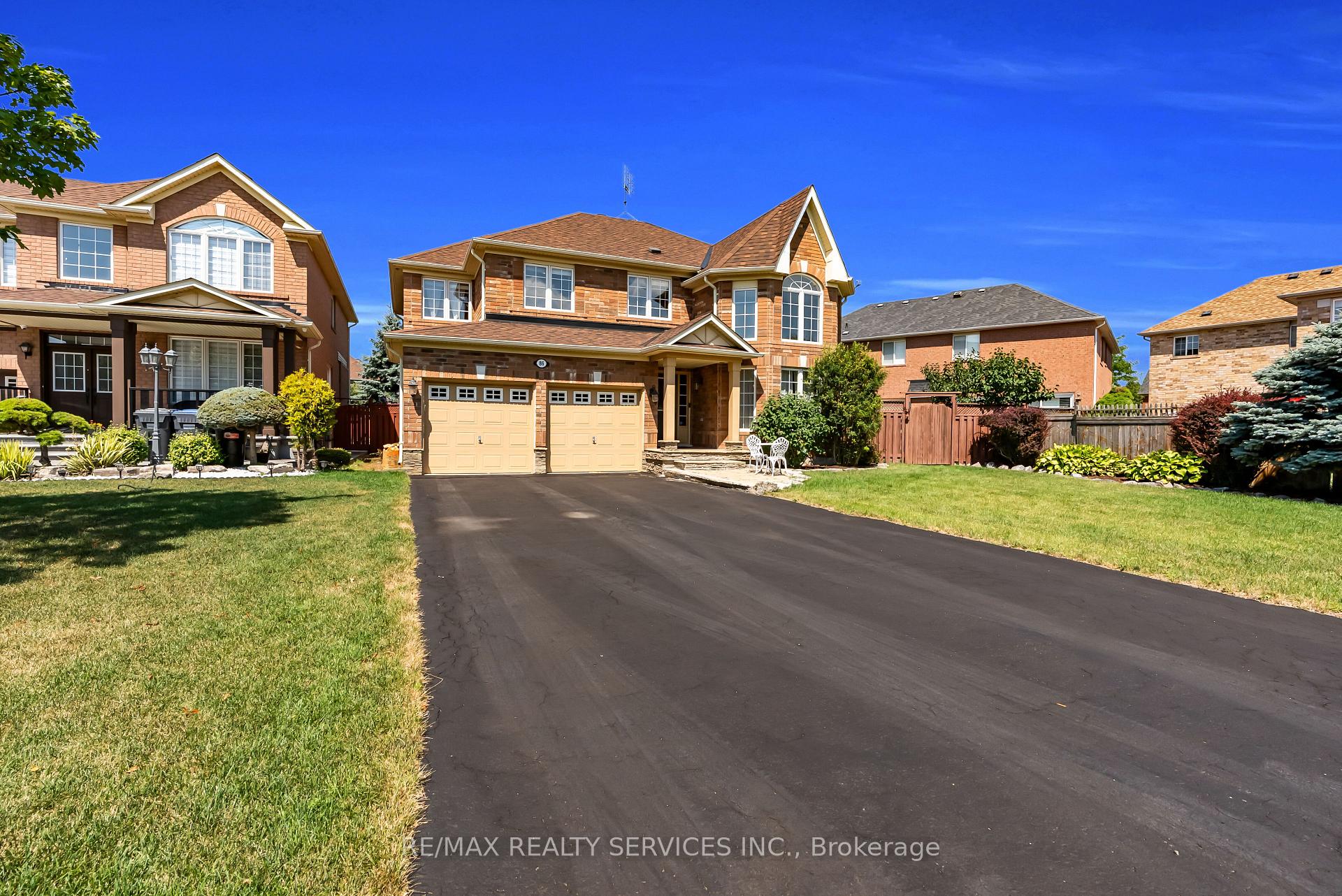 Photo 26 of 86 Whitwell Drive, Brampton, Vales of Castlemore North — HOMEH