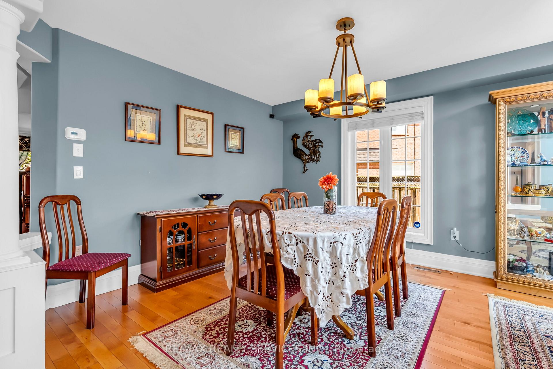 Photo 10 of 86 Whitwell Drive, Brampton, Vales of Castlemore North — HOMEH