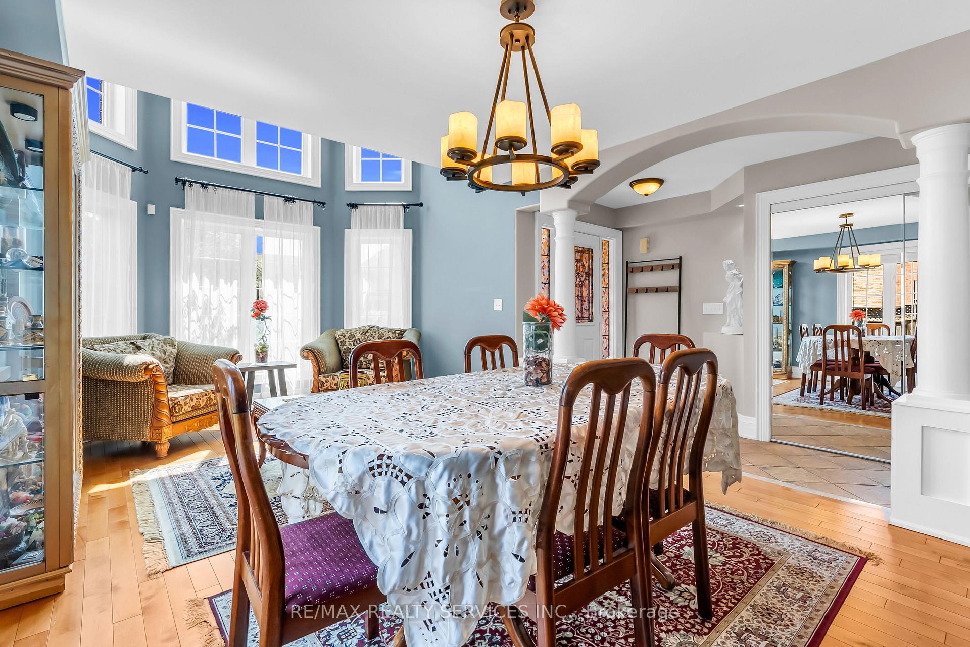 Photo 37 of 86 Whitwell Drive, Brampton, Vales of Castlemore North — HOMEH