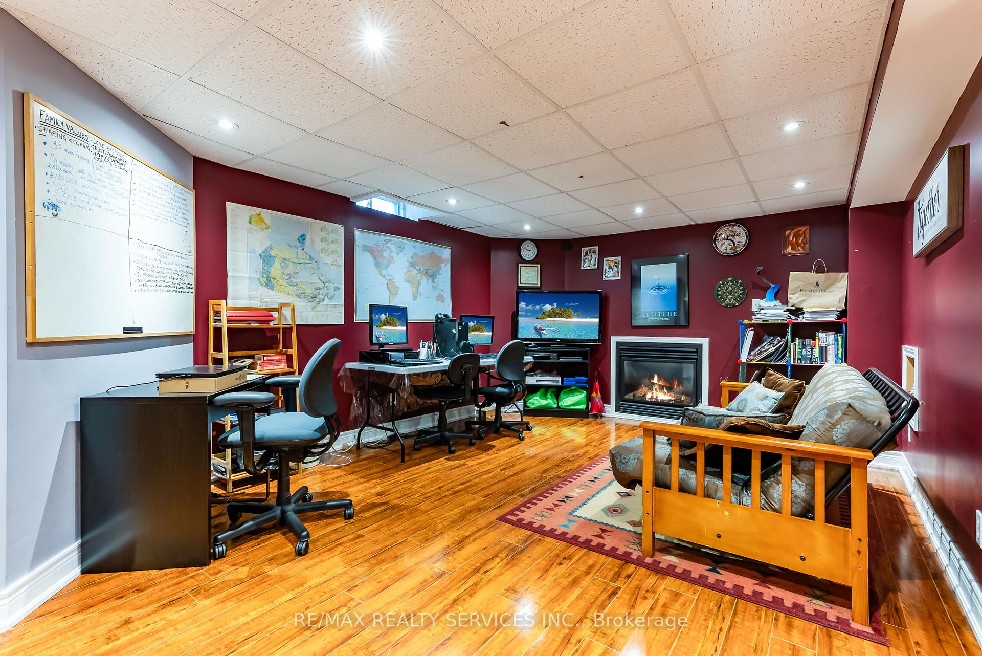Photo 24 of 86 Whitwell Drive, Brampton, Vales of Castlemore North — HOMEH