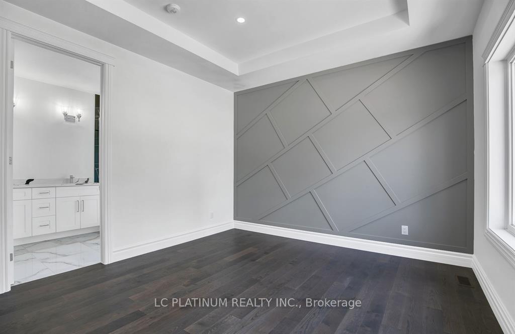 Photo 14 of 1708 Mark Avenue, Windsor — HOMEH