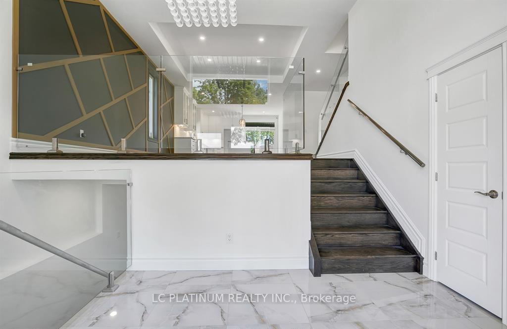 Photo 35 of 1708 Mark Avenue, Windsor — HOMEH