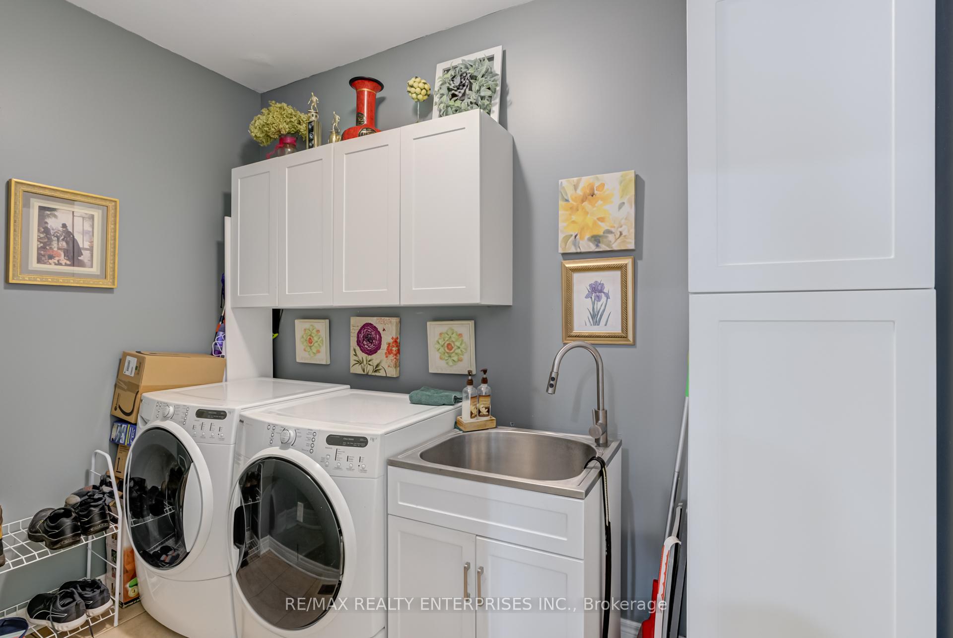 Photo 12 of 16 Sparhill Street, Brampton, Sandringham-Wellington — HOMEH