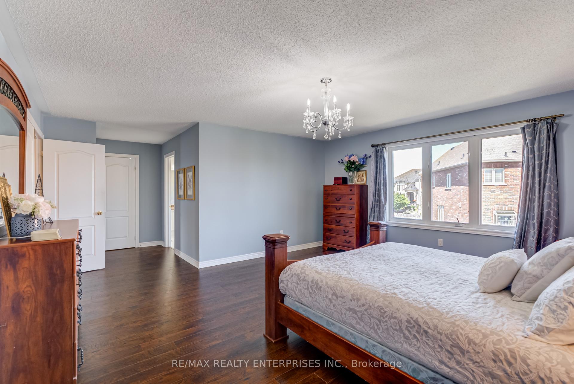 Photo 18 of 16 Sparhill Street, Brampton, Sandringham-Wellington — HOMEH