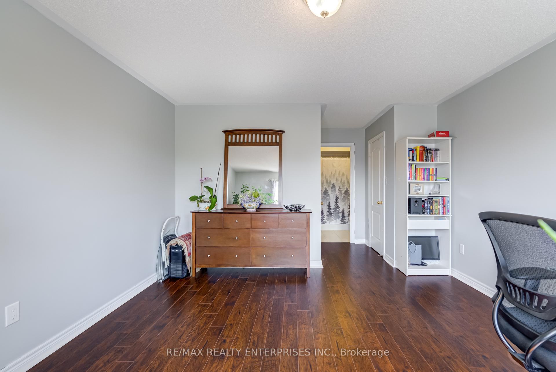 Photo 23 of 16 Sparhill Street, Brampton, Sandringham-Wellington — HOMEH