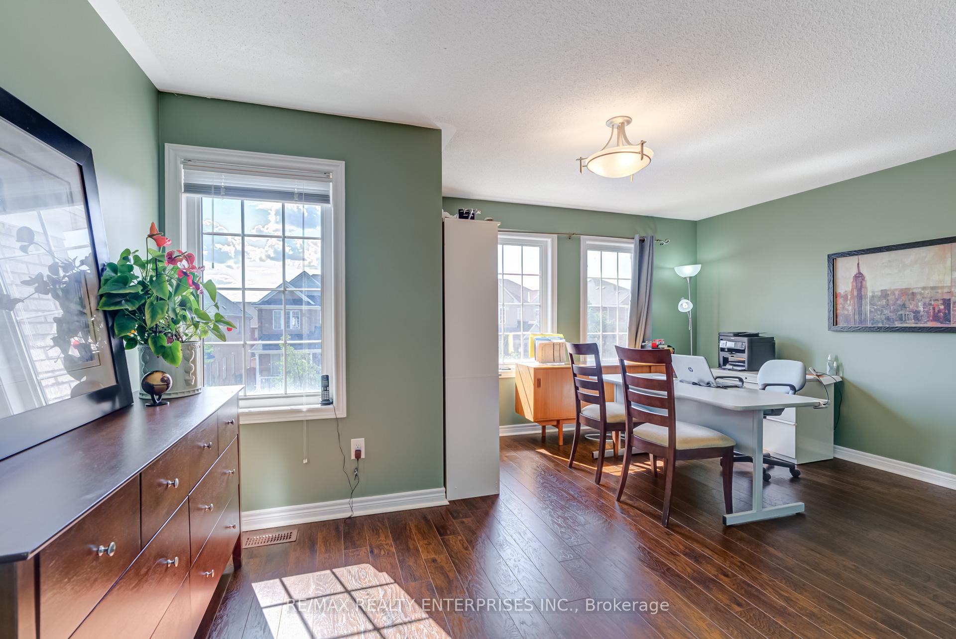 Photo 29 of 16 Sparhill Street, Brampton, Sandringham-Wellington — HOMEH