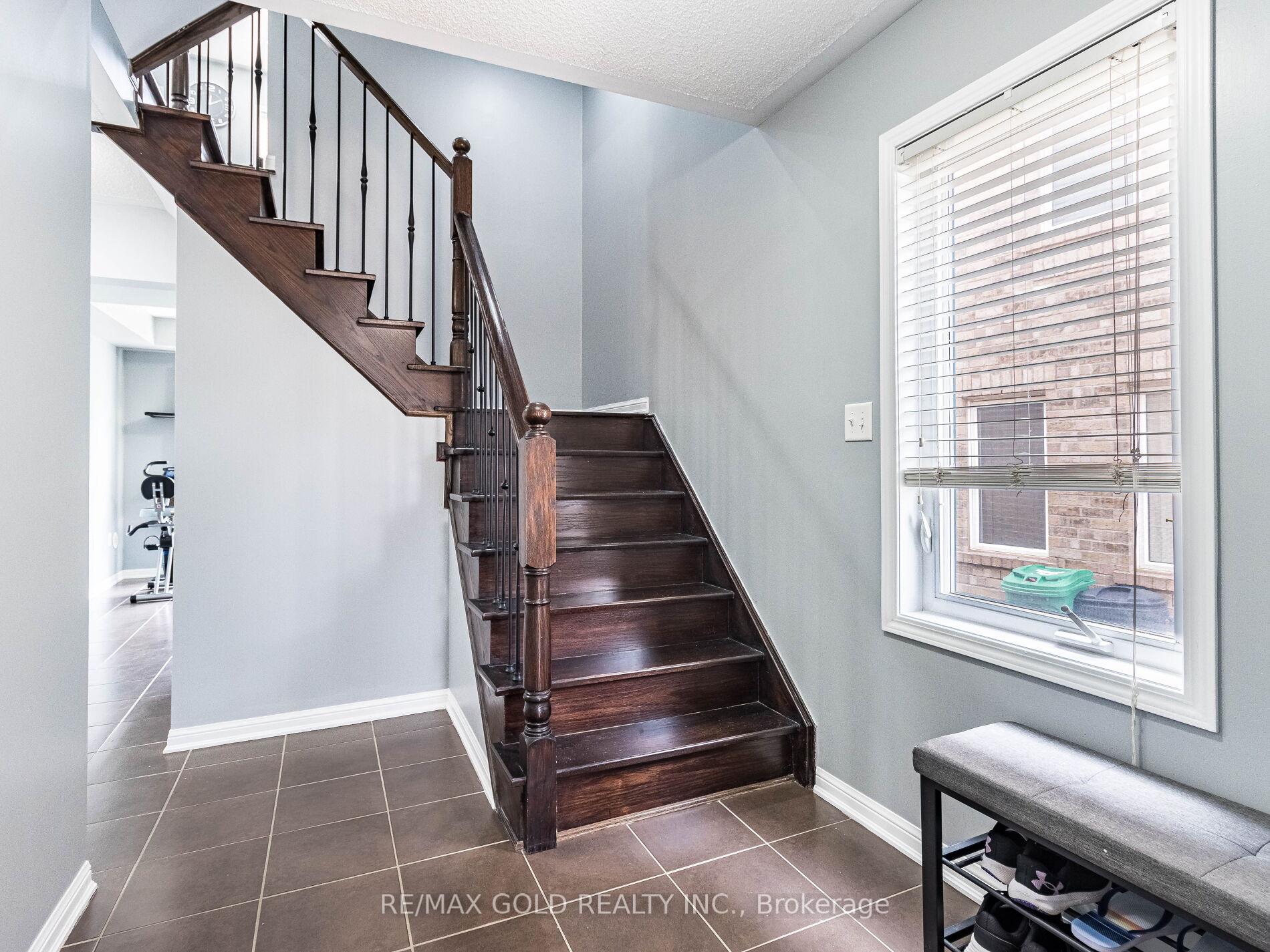 Photo 2 of 113 Bevington Road, Brampton, Northwest Brampton — HOMEH