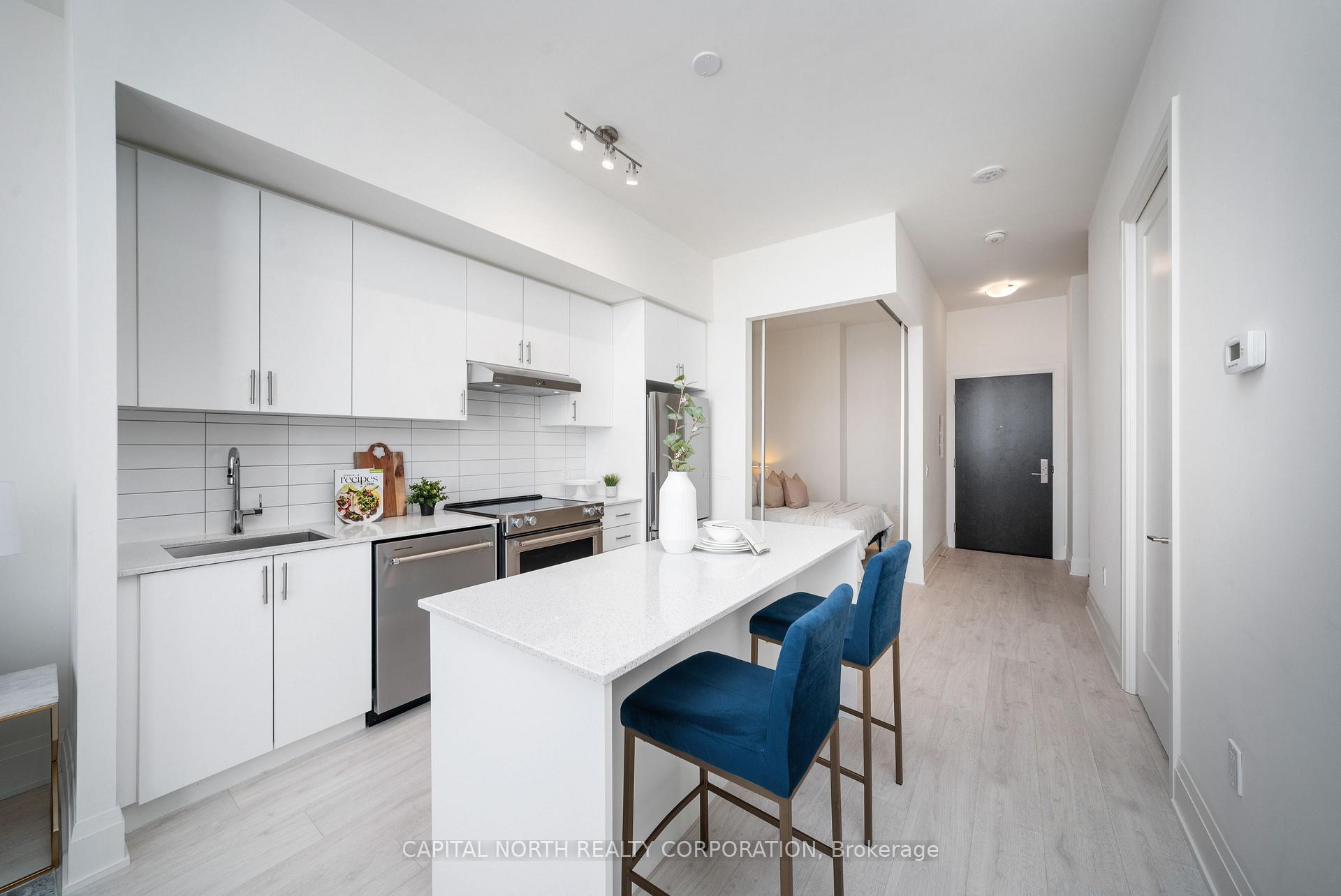 Photo 7 of Unit 628, 9000 Jane Street, Vaughan, Vellore Village — HOMEH