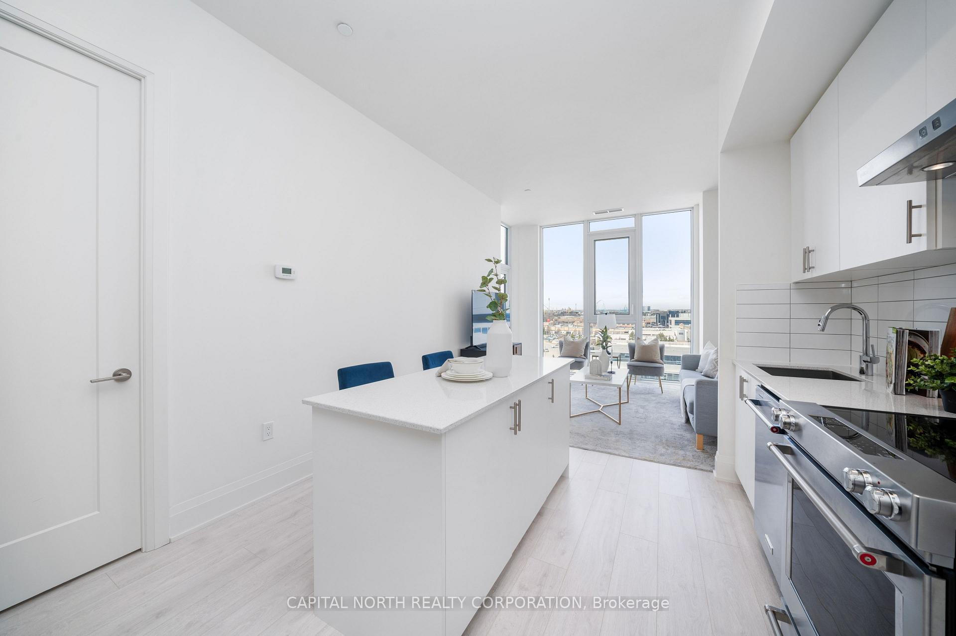 Photo 8 of Unit 628, 9000 Jane Street, Vaughan, Vellore Village — HOMEH