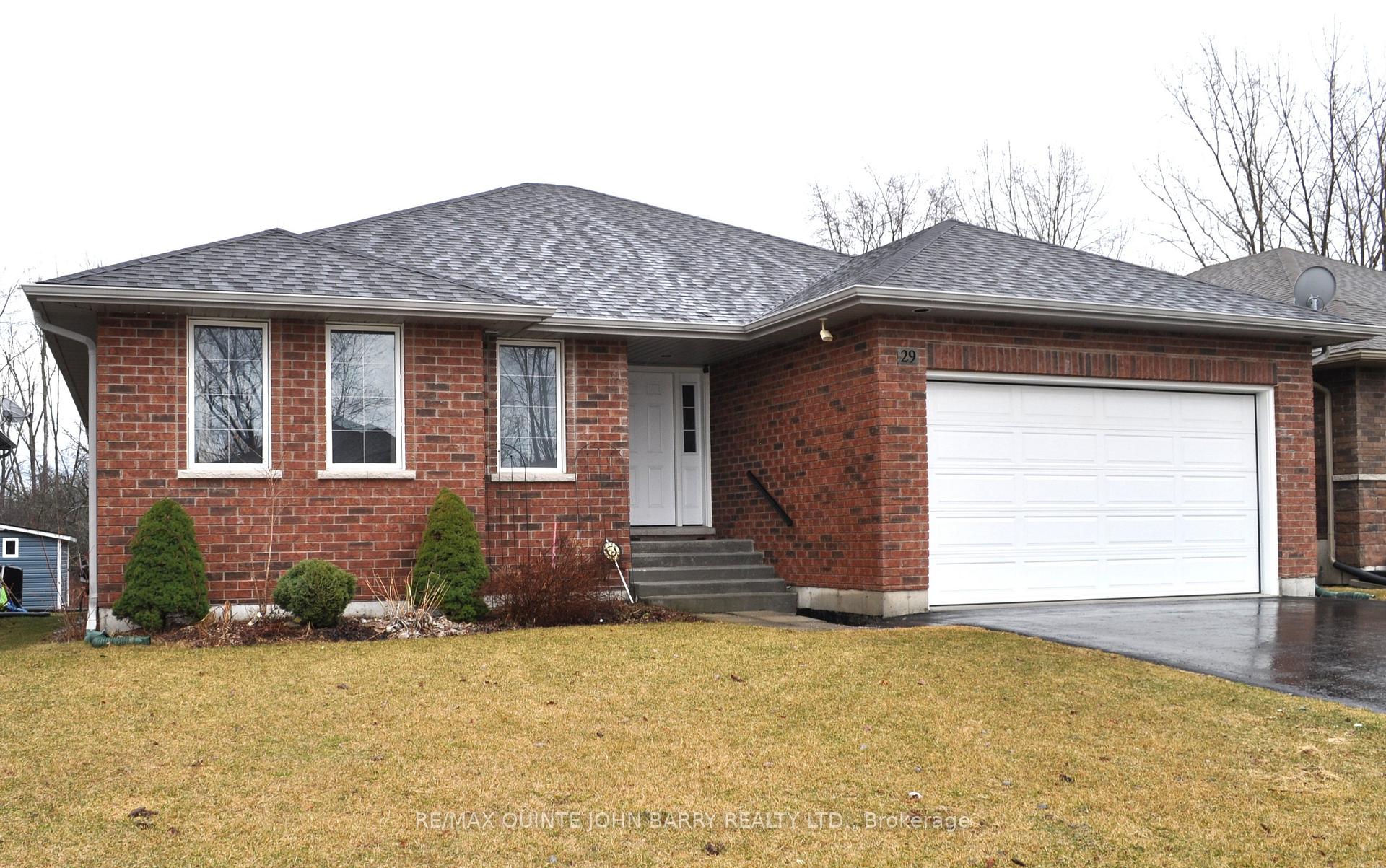 Photo 1 of 29 Kawartha Court, Belleville, Belleville Ward — HOMEH