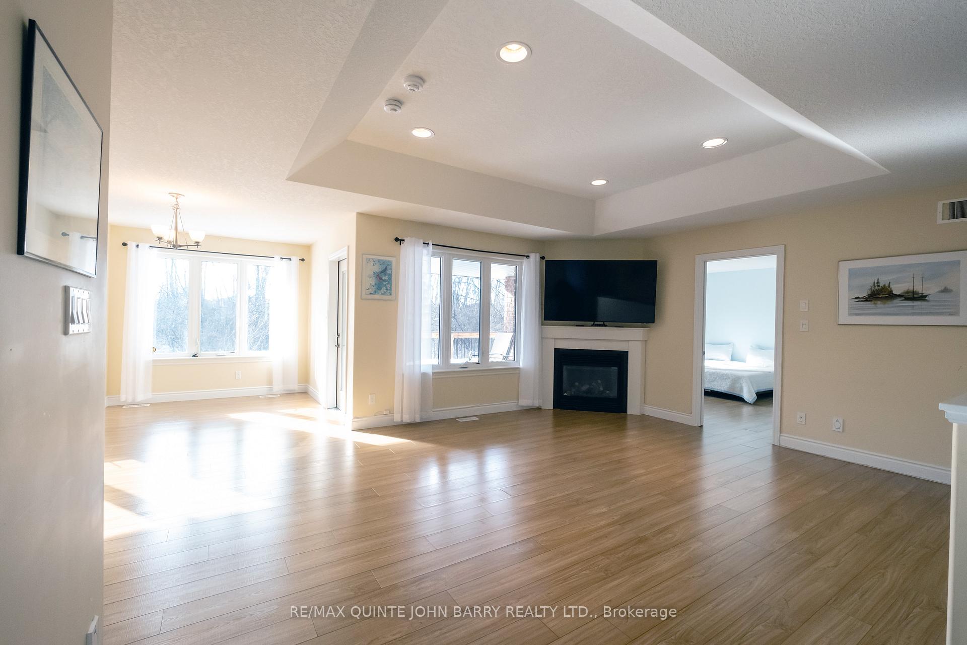 Photo 9 of 29 Kawartha Court, Belleville, Belleville Ward — HOMEH