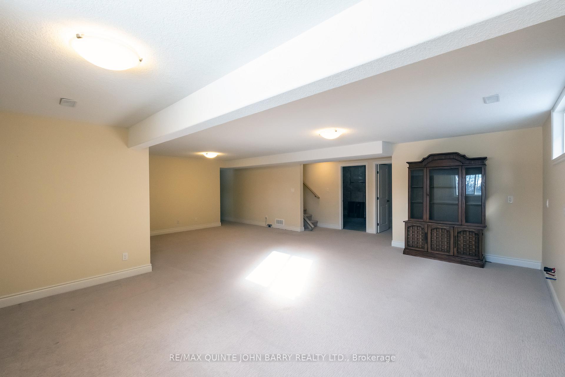 Photo 27 of 29 Kawartha Court, Belleville, Belleville Ward — HOMEH