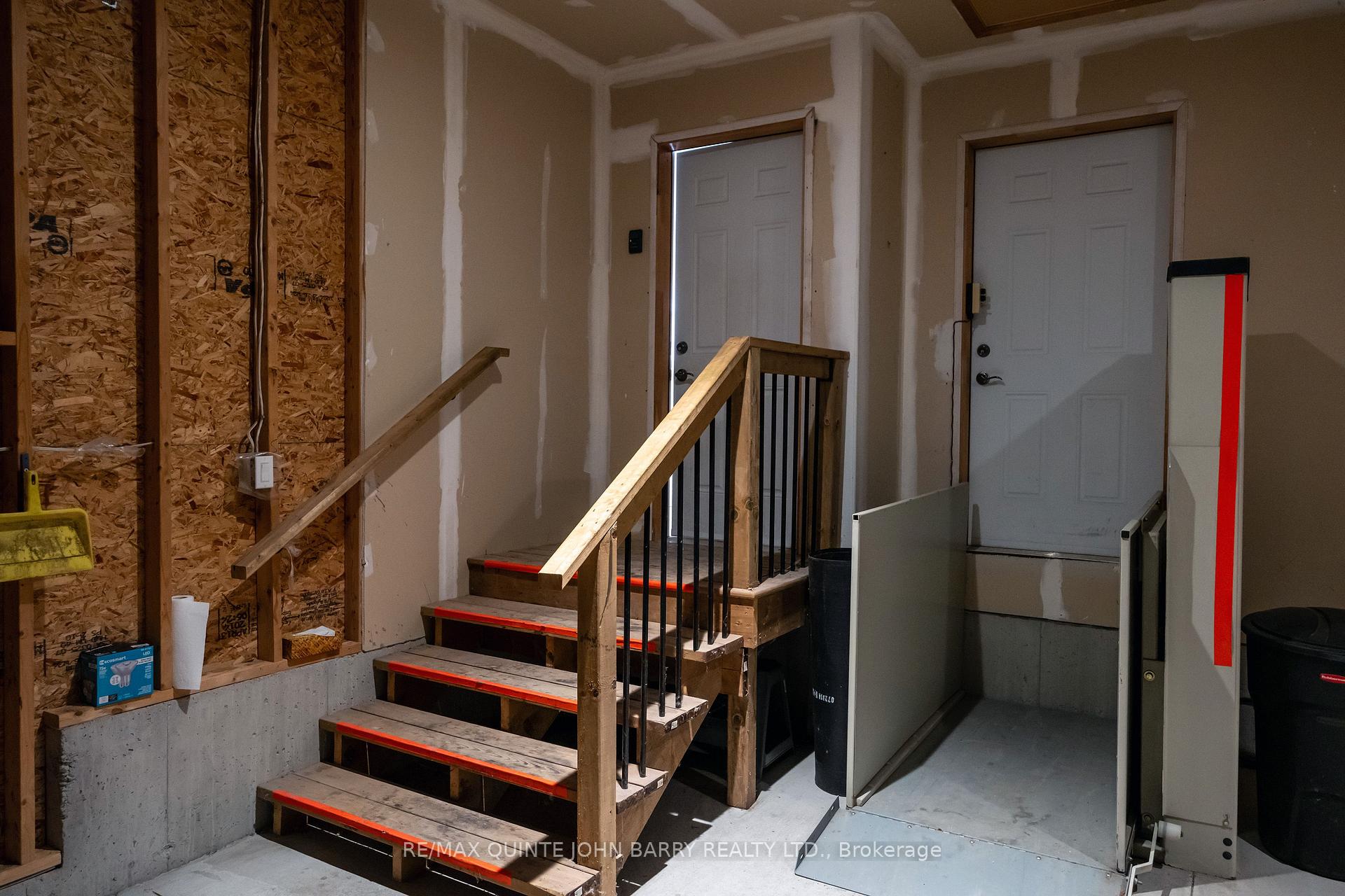 Photo 35 of 29 Kawartha Court, Belleville, Belleville Ward — HOMEH