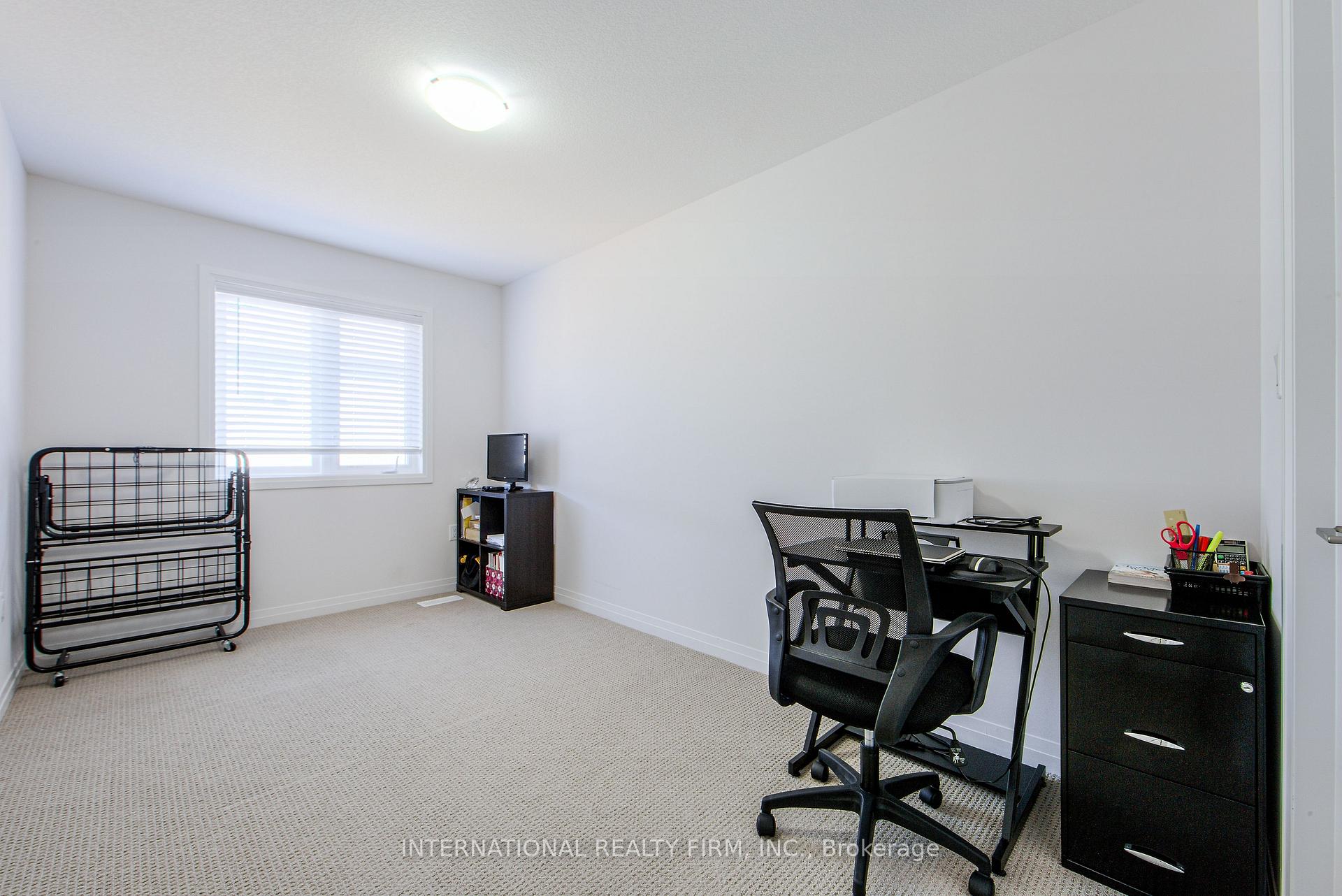 Photo 20 of 8 Greenwich Avenue, Hamilton, Stoney Creek Mountain — HOMEH
