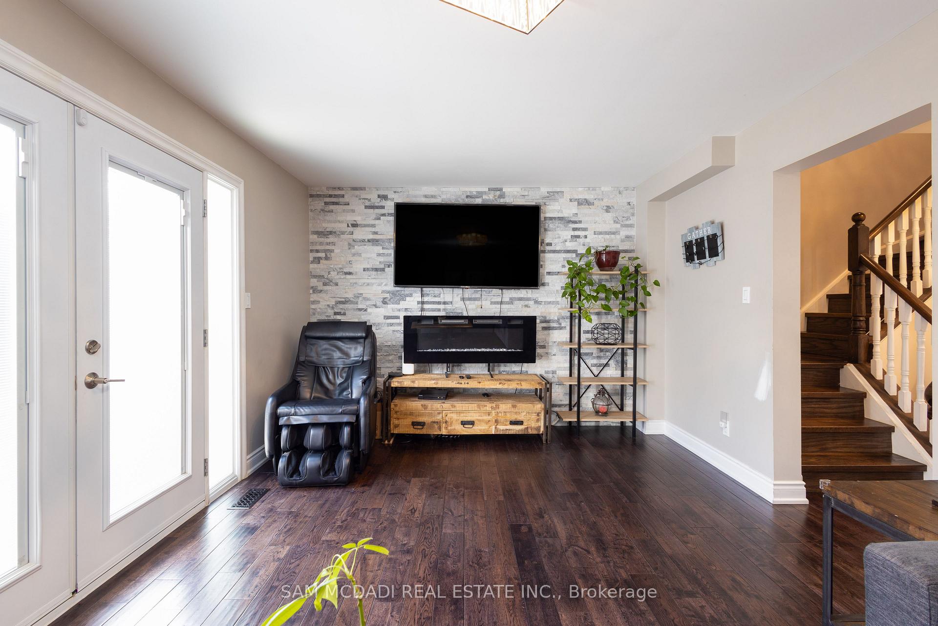 Photo 29 of 80 Longbourne Crescent, Brampton, Westgate — HOMEH