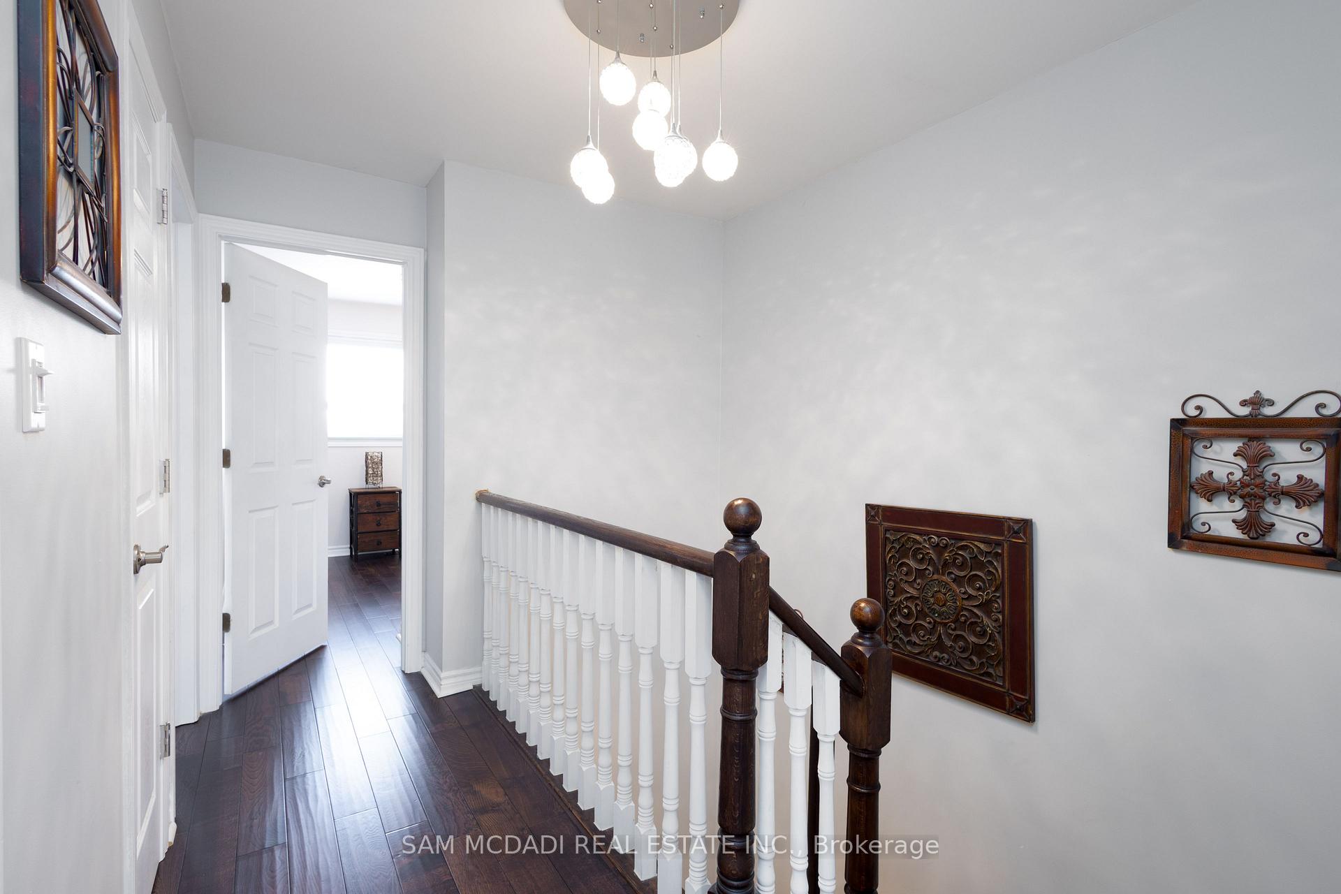 Photo 24 of 80 Longbourne Crescent, Brampton, Westgate — HOMEH