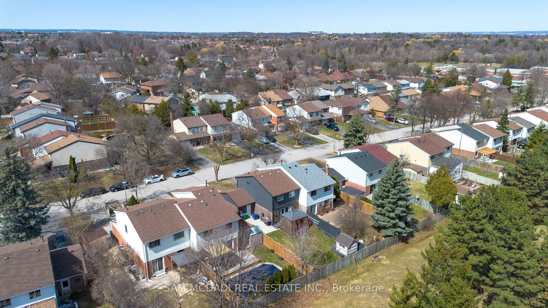 Photo 32 of 80 Longbourne Crescent, Brampton, Westgate — HOMEH
