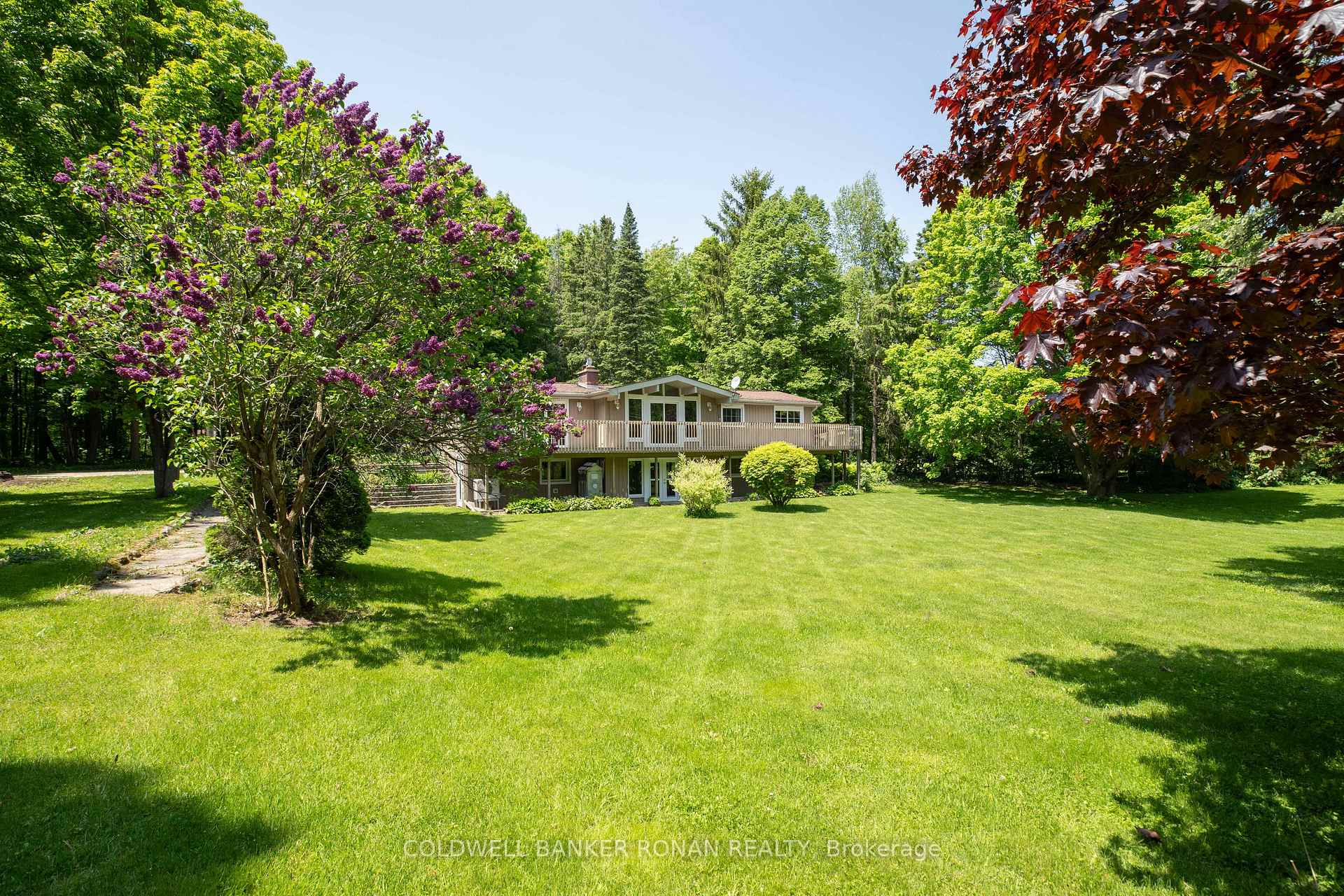 Front of 953026 7th Line
