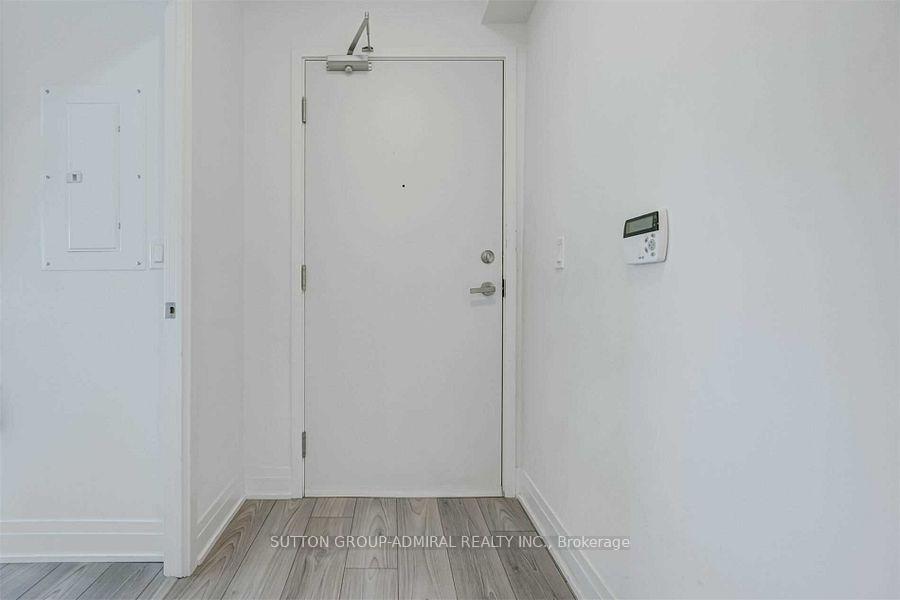 Photo 4 of Unit 1509, 99 Broadway Avenue, Toronto, Mount Pleasant West — HOMEH