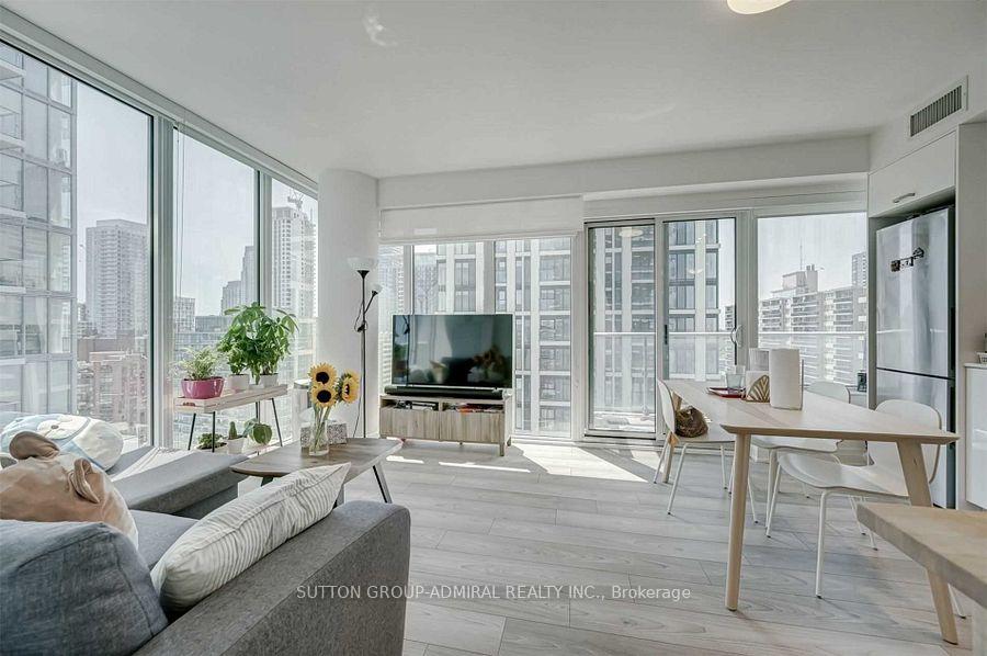 Photo 8 of Unit 1509, 99 Broadway Avenue, Toronto, Mount Pleasant West — HOMEH