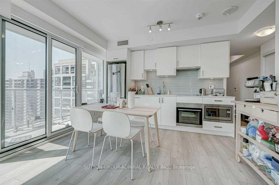 Photo 9 of Unit 1509, 99 Broadway Avenue, Toronto, Mount Pleasant West — HOMEH