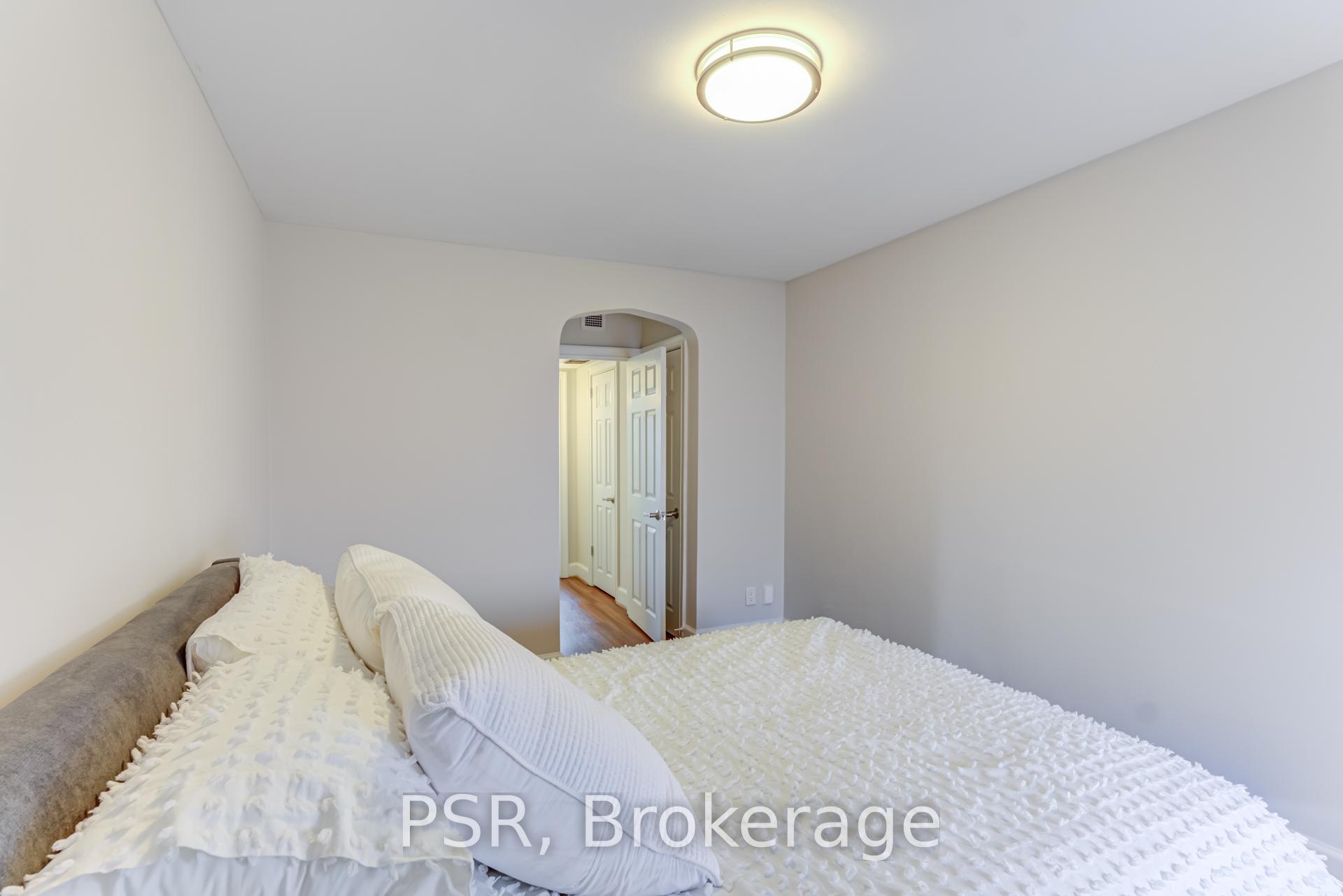 Photo 9 of Unit L02, 1365 Bayview Avenue, Toronto, Leaside — HOMEH