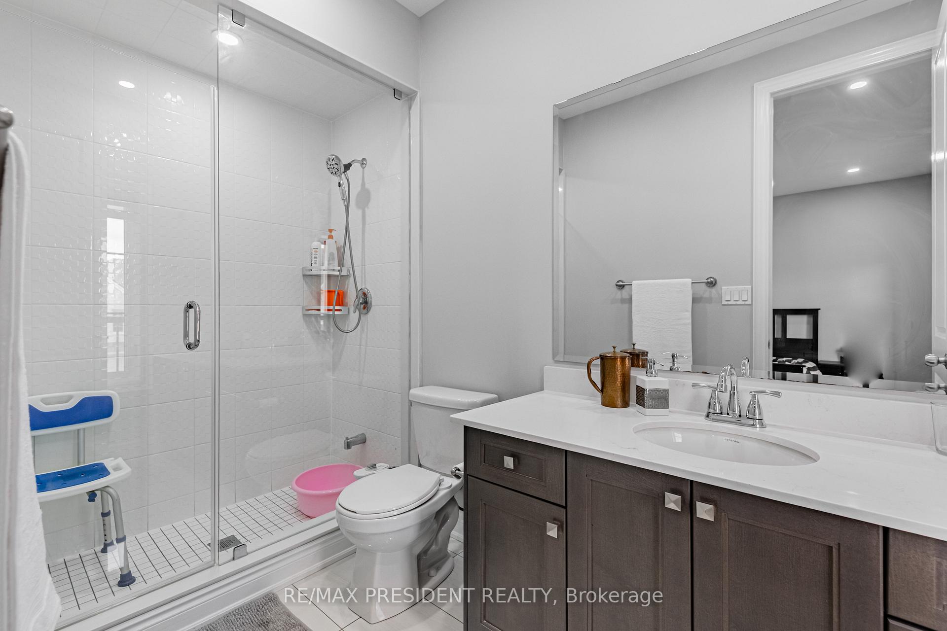 Photo 33 of 32 Elderbridge Road, Brampton, Toronto Gore Rural Estate — HOMEH