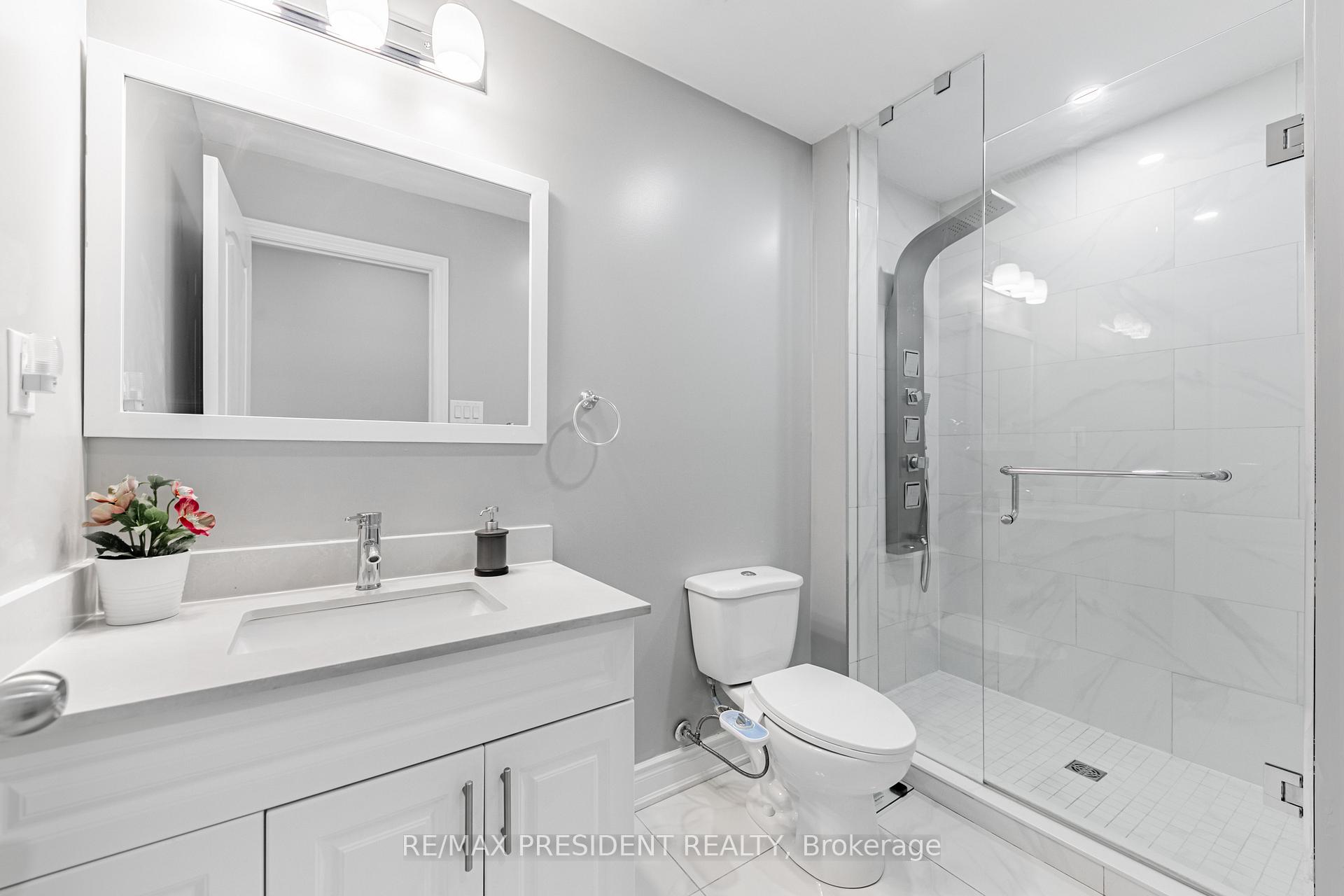 Photo 10 of 32 Elderbridge Road, Brampton, Toronto Gore Rural Estate — HOMEH
