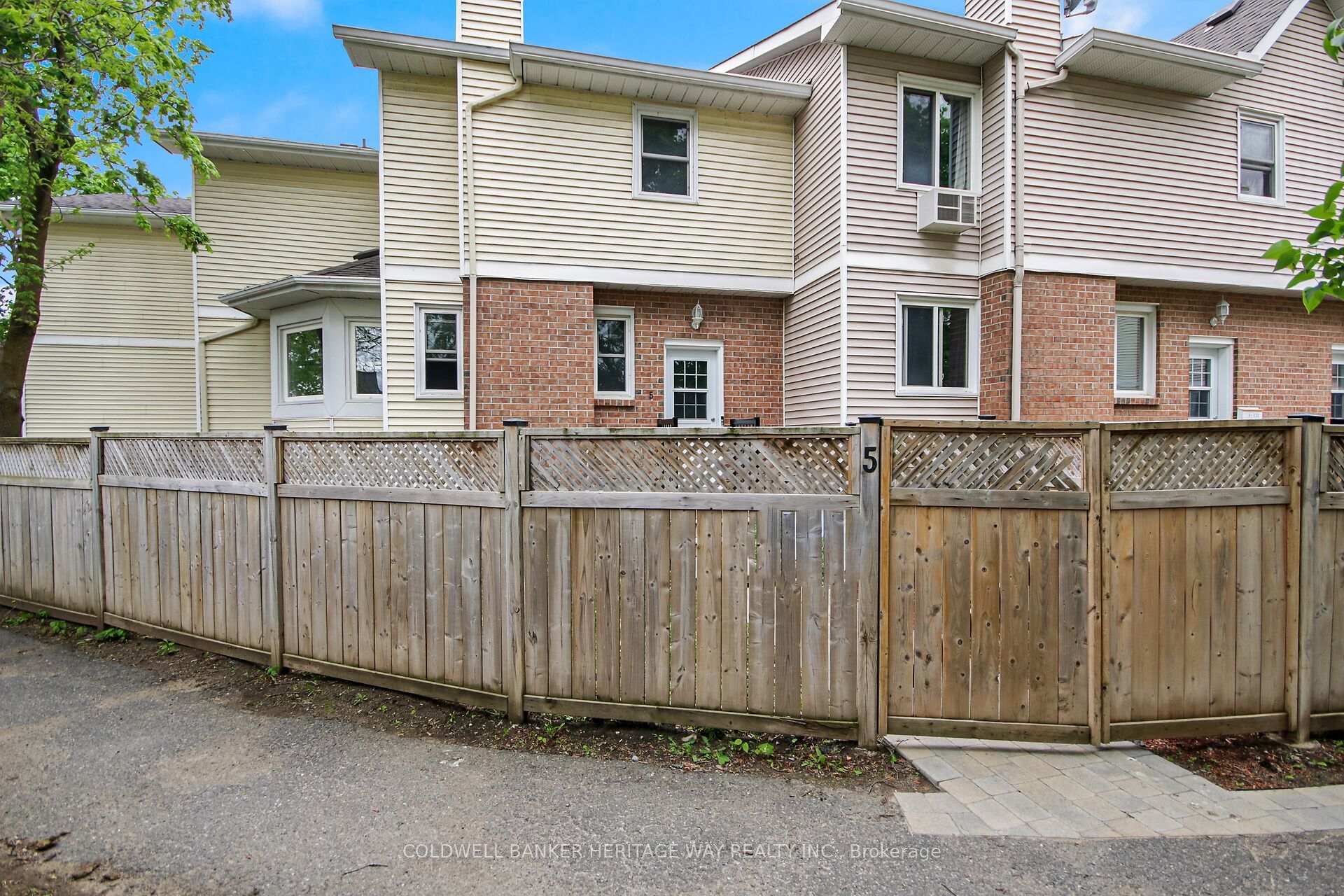 Photo 12 of Unit 5, 335 Mullett Street, Carleton Place — HOMEH