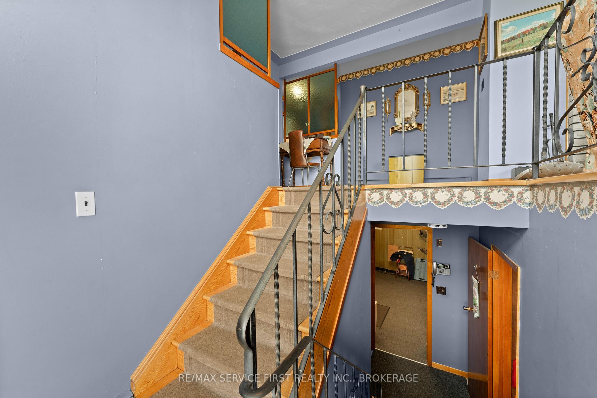 Photo 3 of 720 Mona Drive, Kingston — HOMEH