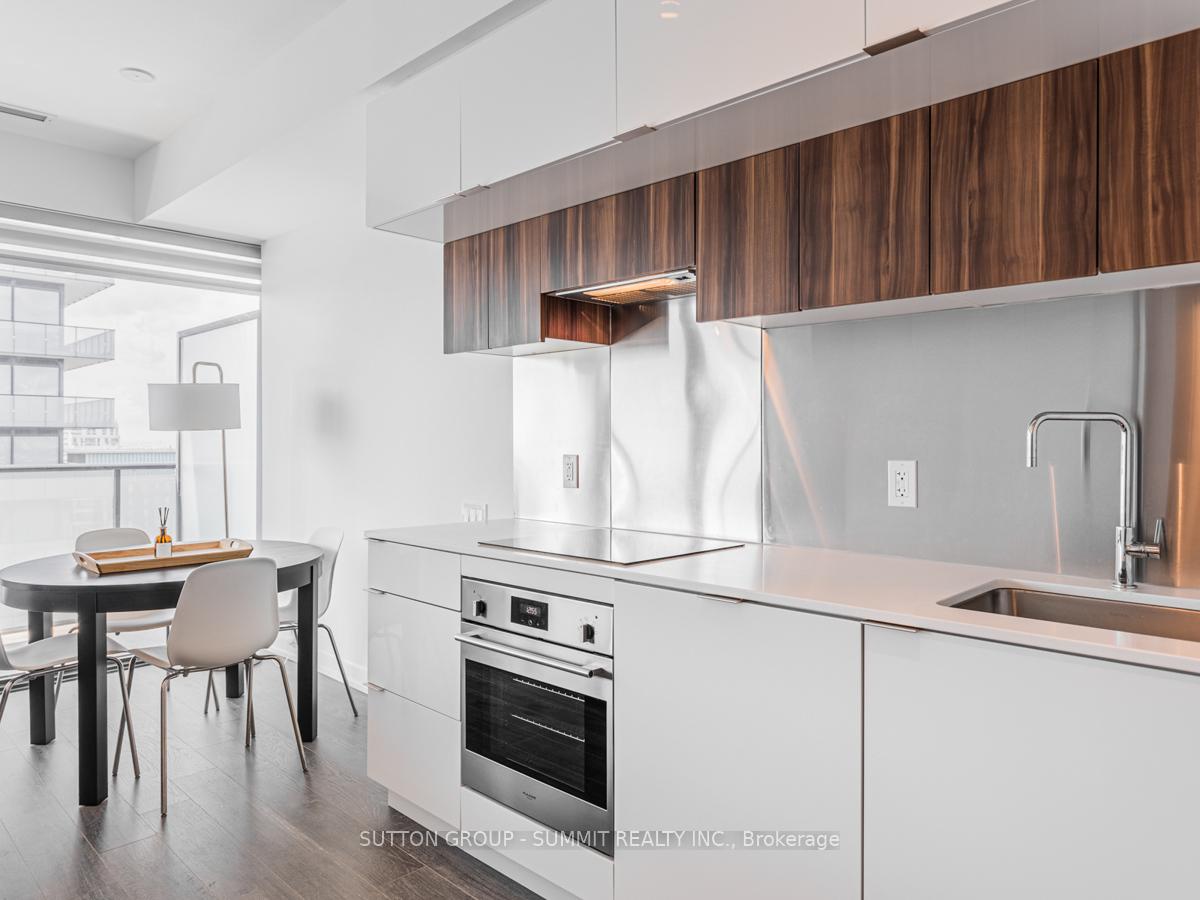 Photo 9 of Unit 3202, 185 Roehampton Avenue, Toronto, Mount Pleasant West — HOMEH