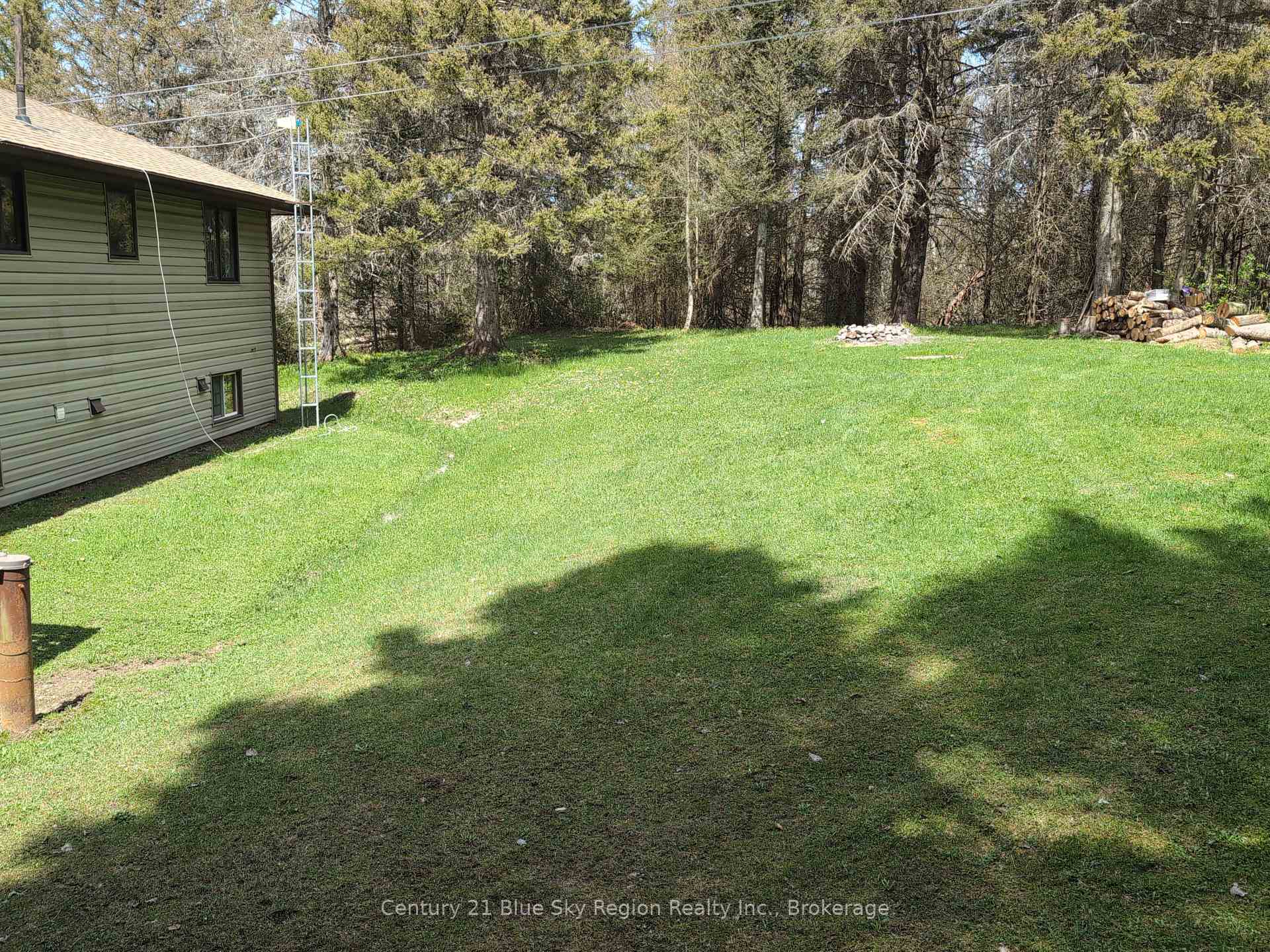 Photo 24 of 556 Genesee Lake Road, Powassan — HOMEH