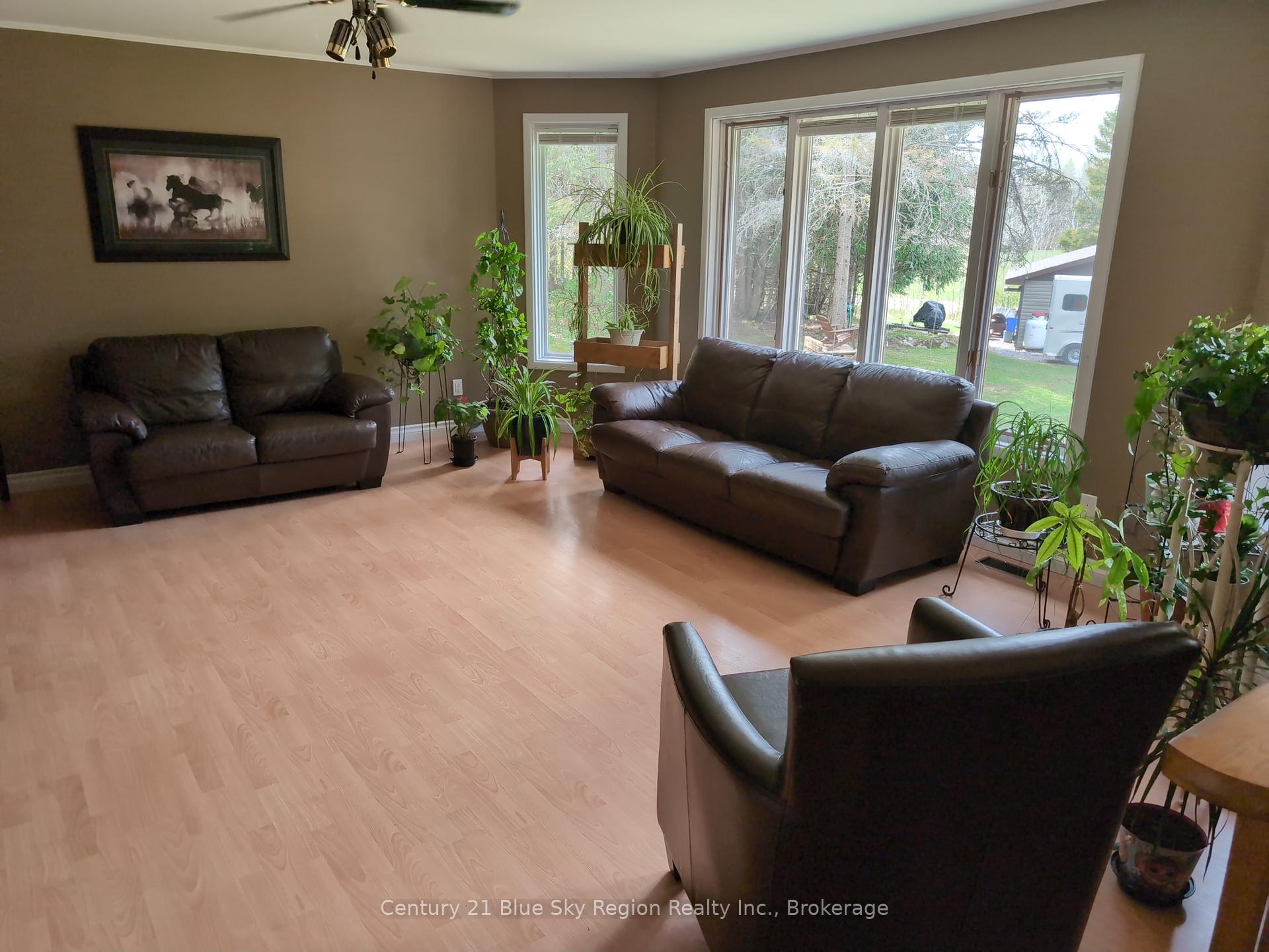 Photo 22 of 556 Genesee Lake Road, Powassan — HOMEH