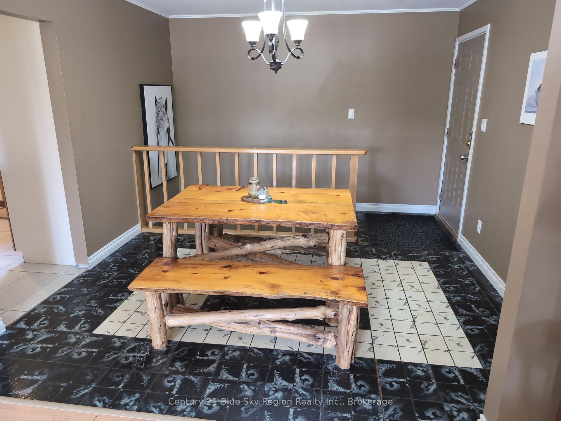 Photo 30 of 556 Genesee Lake Road, Powassan — HOMEH