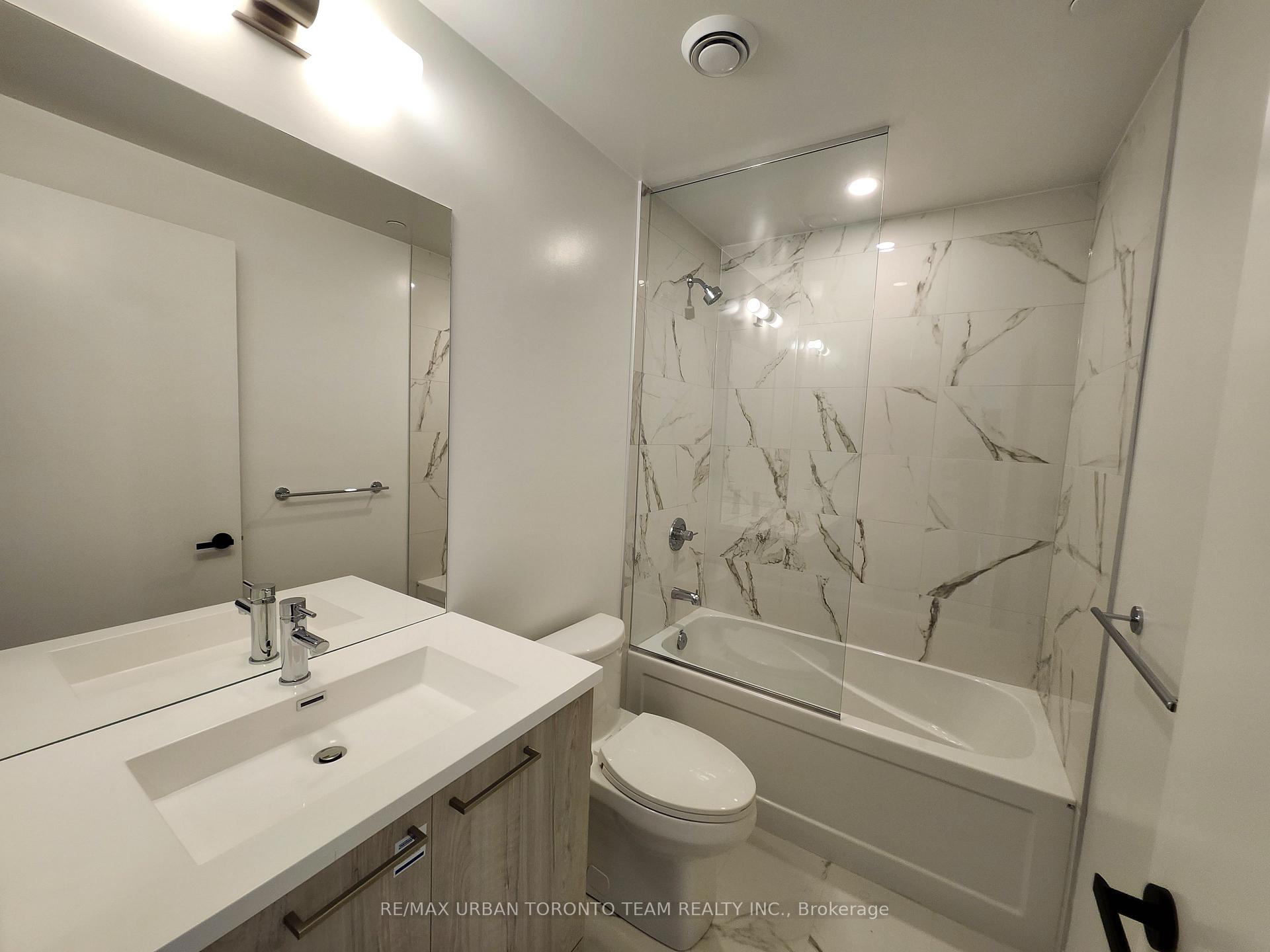 Photo 4 of Unit 6108, 225 Commerce Street, Vaughan, Vaughan Corporate Centre — HOMEH