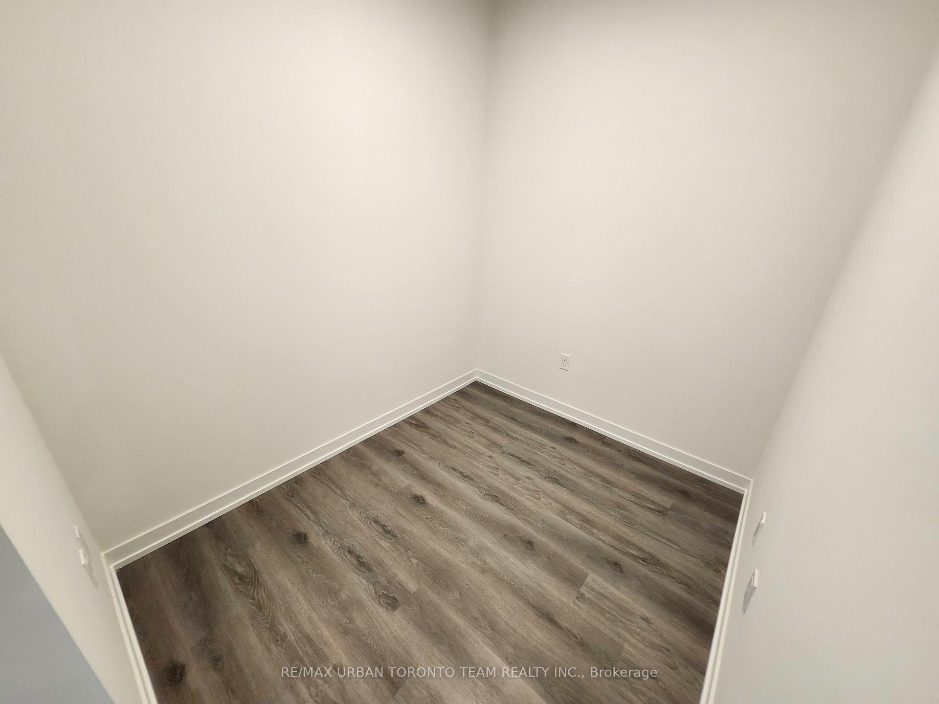Photo 6 of Unit 6108, 225 Commerce Street, Vaughan, Vaughan Corporate Centre — HOMEH