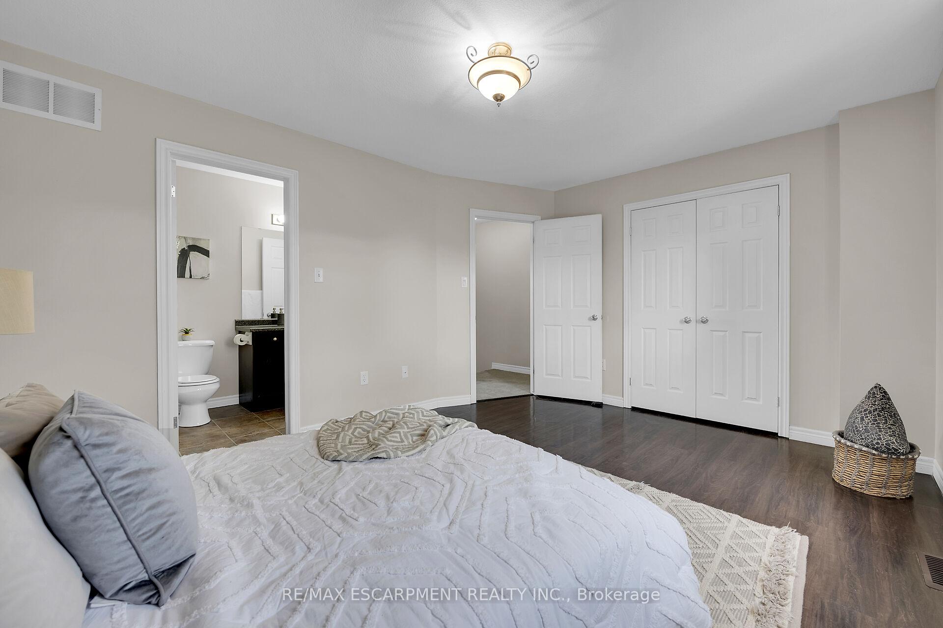 Photo 13 of Unit 9, 68A Main Street, Haldimand — HOMEH
