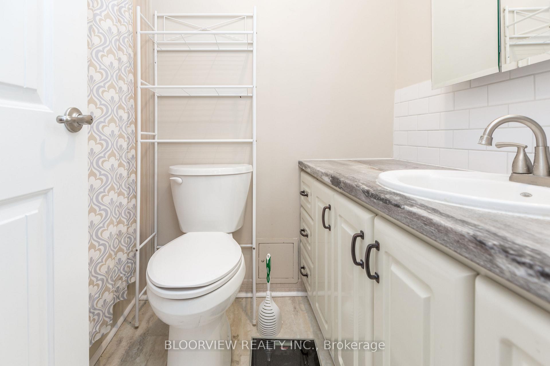 Photo 12 of Unit 62, 2 Albert Street, Barrie, North Shore — HOMEH