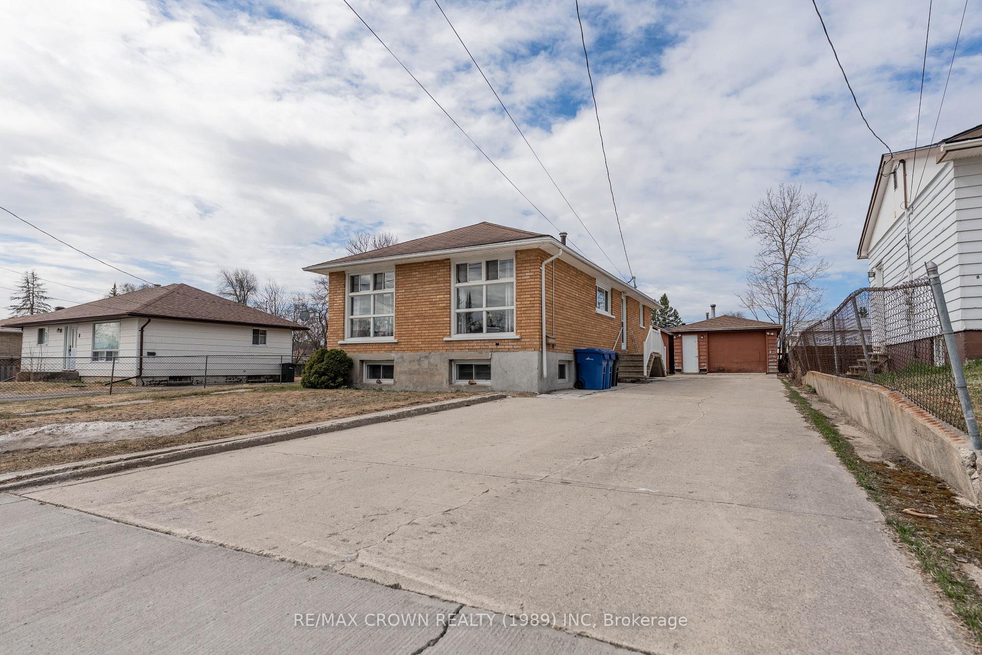 Photo 1 of 10 Huron Street, Kapuskasing — HOMEH