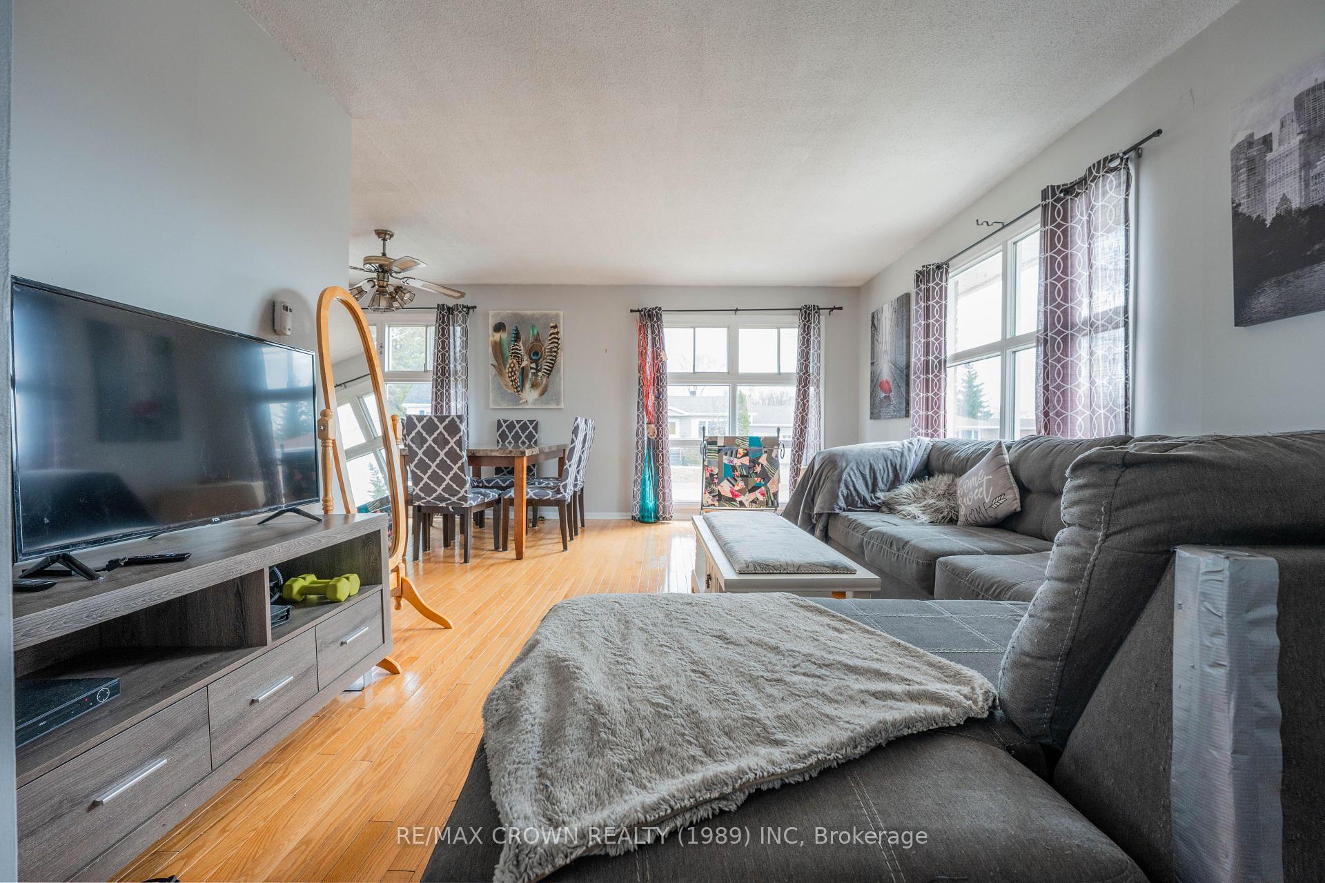 Photo 16 of 10 Huron Street, Kapuskasing — HOMEH