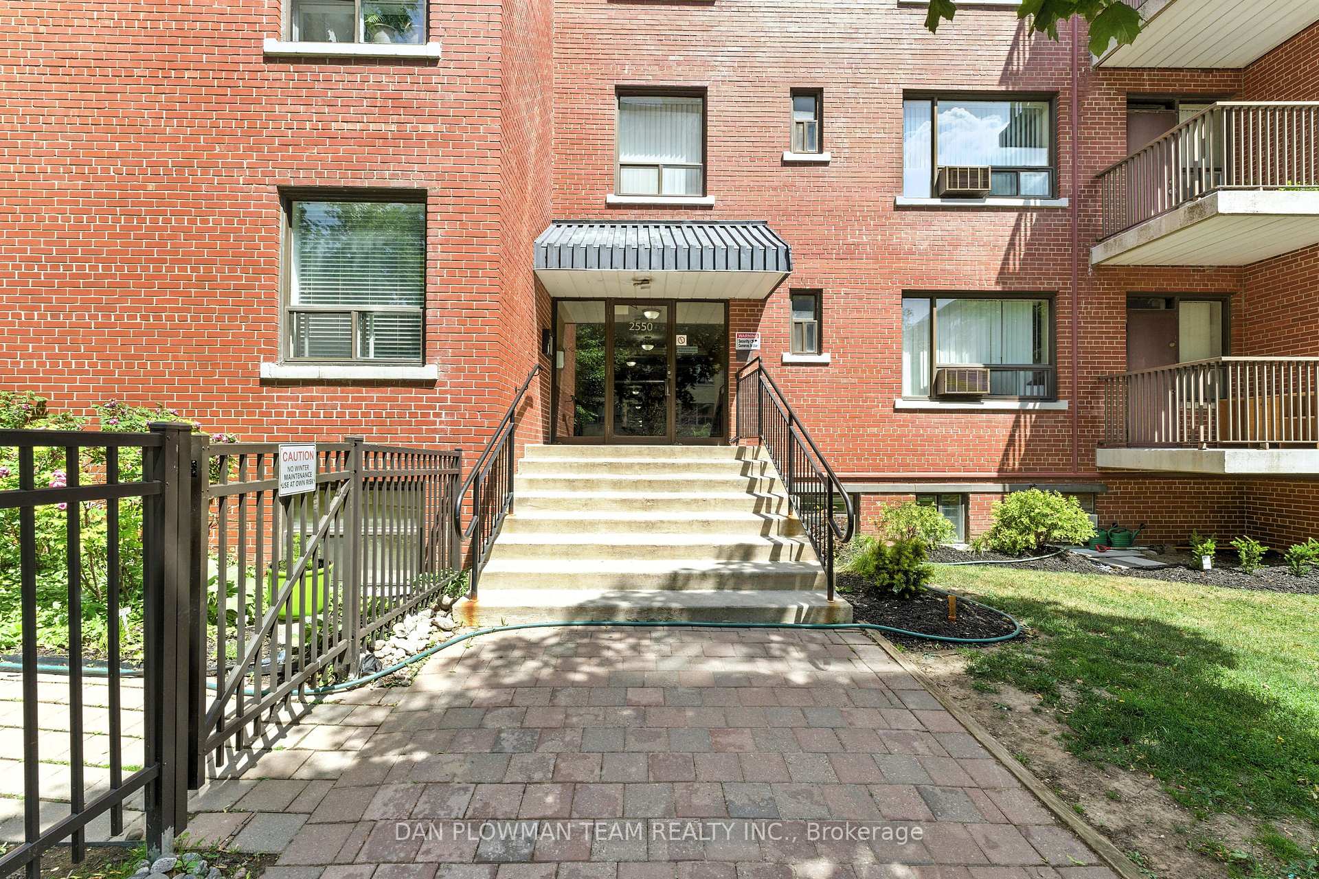 Photo 7 of Unit 203, 2550 Bathurst Street, Toronto, Forest Hill North — HOMEH