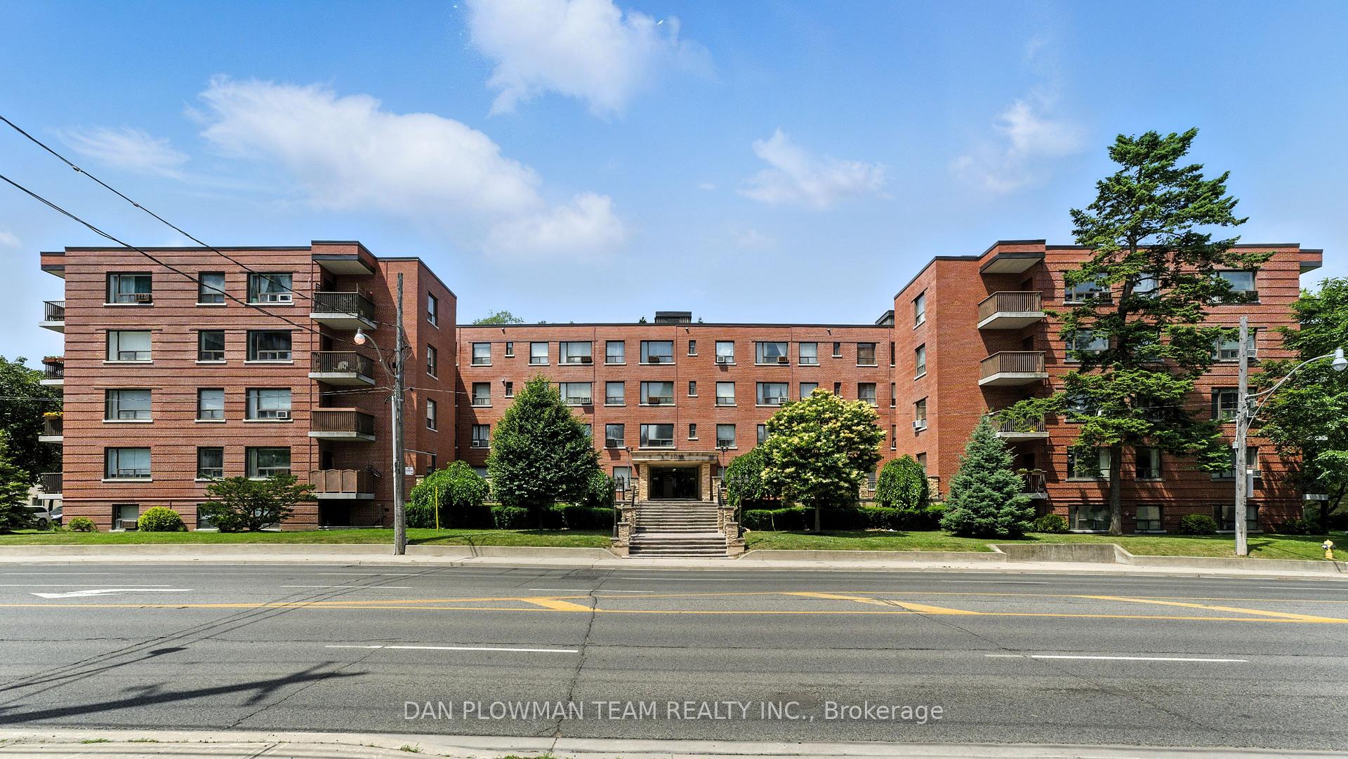 Photo 3 of Unit 203, 2550 Bathurst Street, Toronto, Forest Hill North — HOMEH