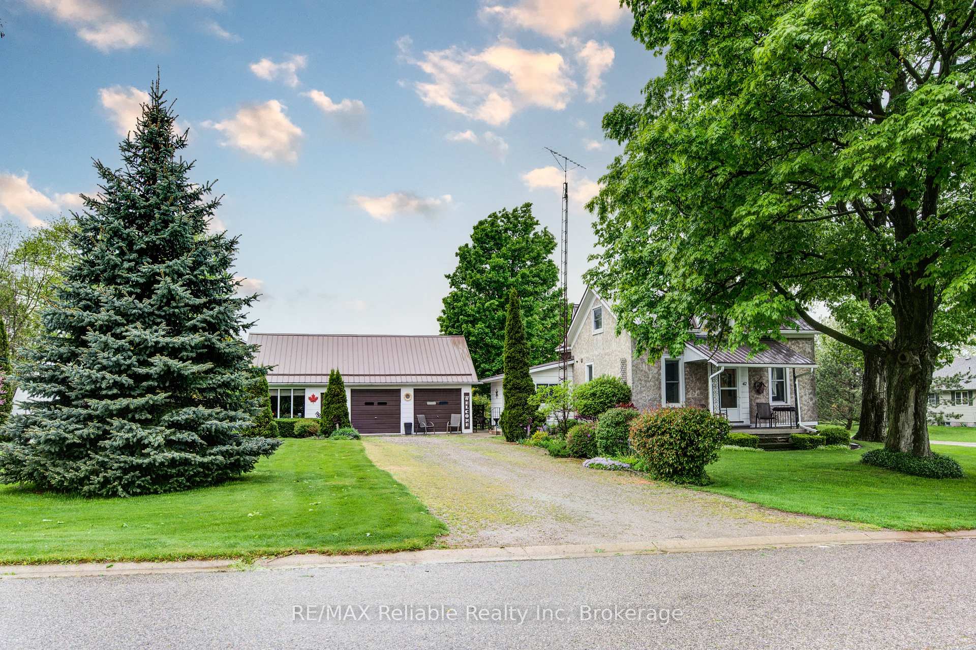 Photo 1 of 42 Third Street, Huron East, Egmondville — HOMEH