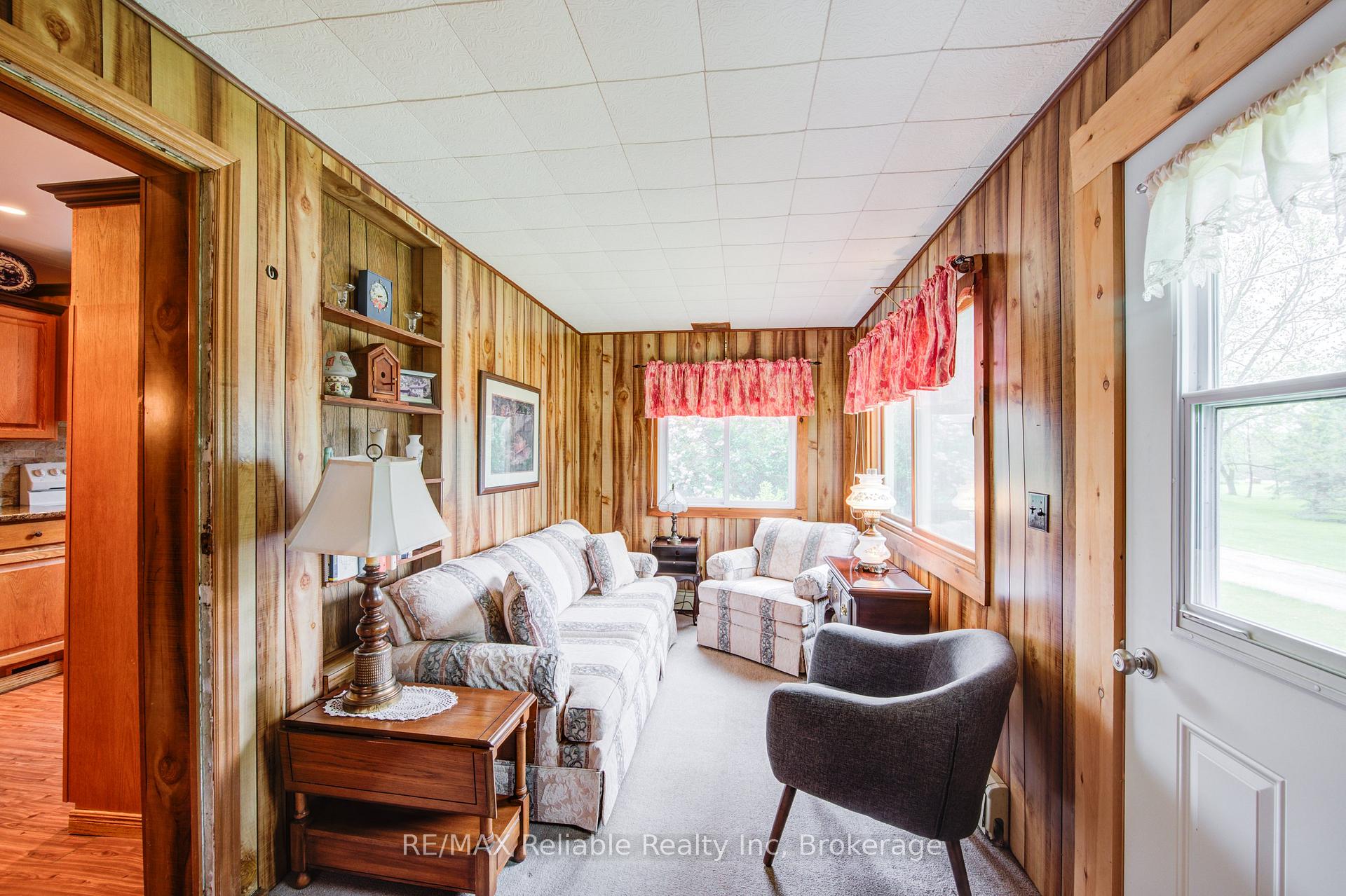 Photo 15 of 42 Third Street, Huron East, Egmondville — HOMEH