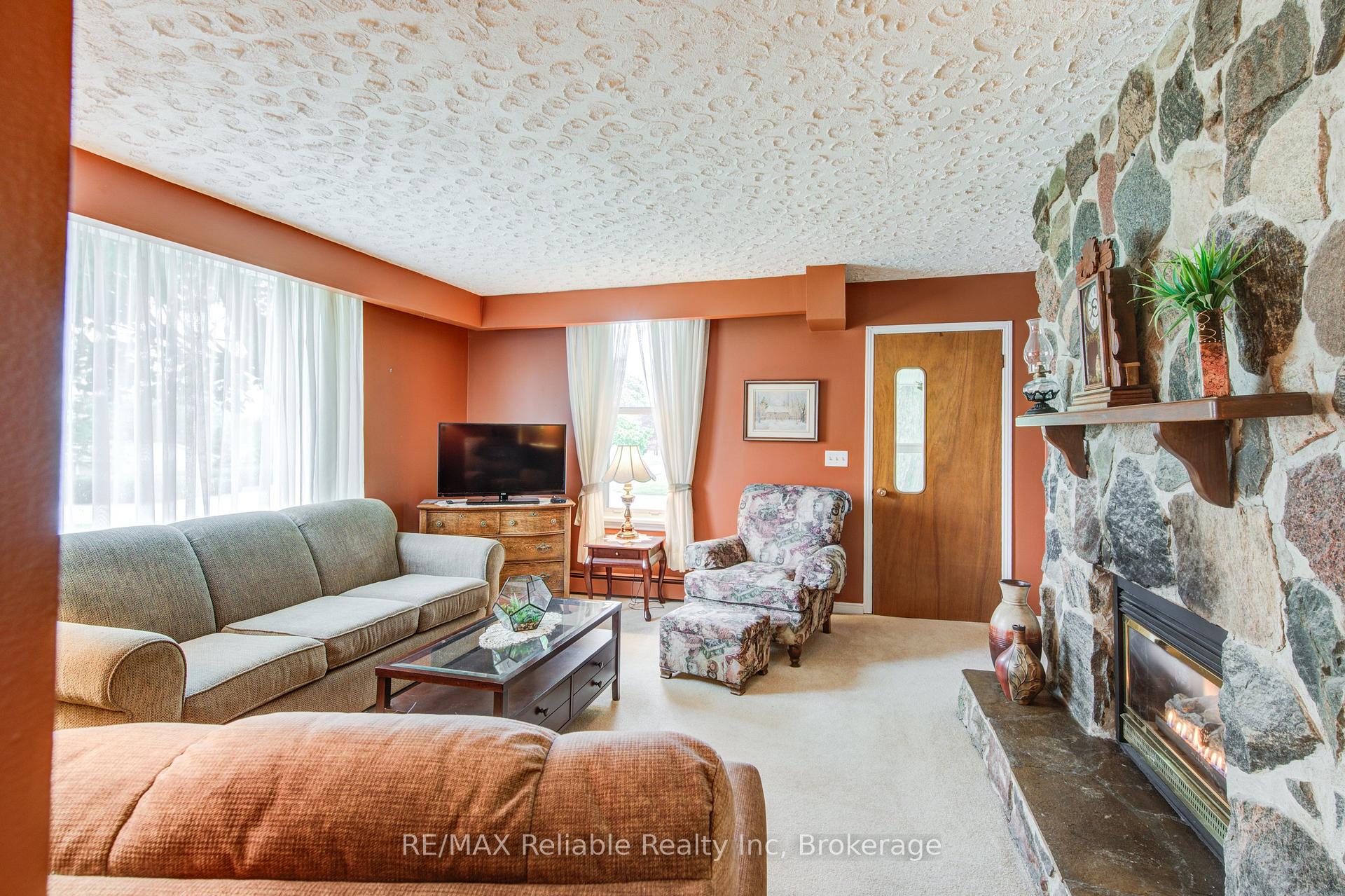 Photo 19 of 42 Third Street, Huron East, Egmondville — HOMEH