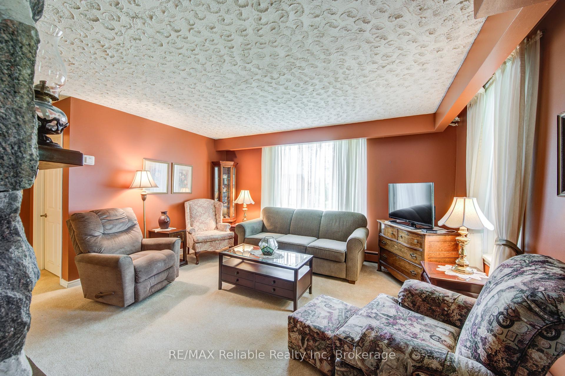 Photo 23 of 42 Third Street, Huron East, Egmondville — HOMEH
