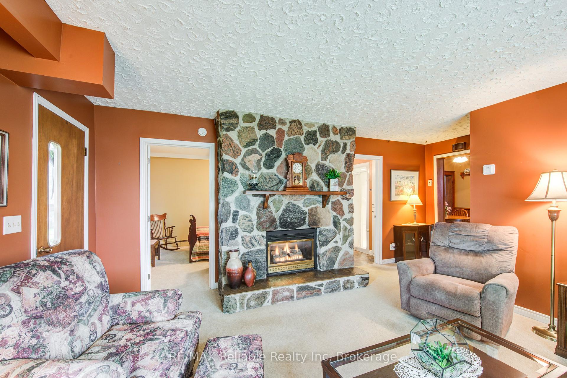 Photo 24 of 42 Third Street, Huron East, Egmondville — HOMEH