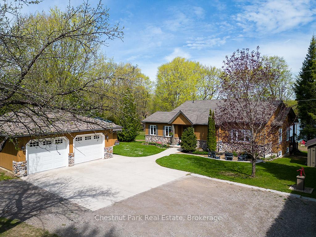 Photo 5 of 111 Blue Mountain Maples Road, Grey Highlands — HOMEH